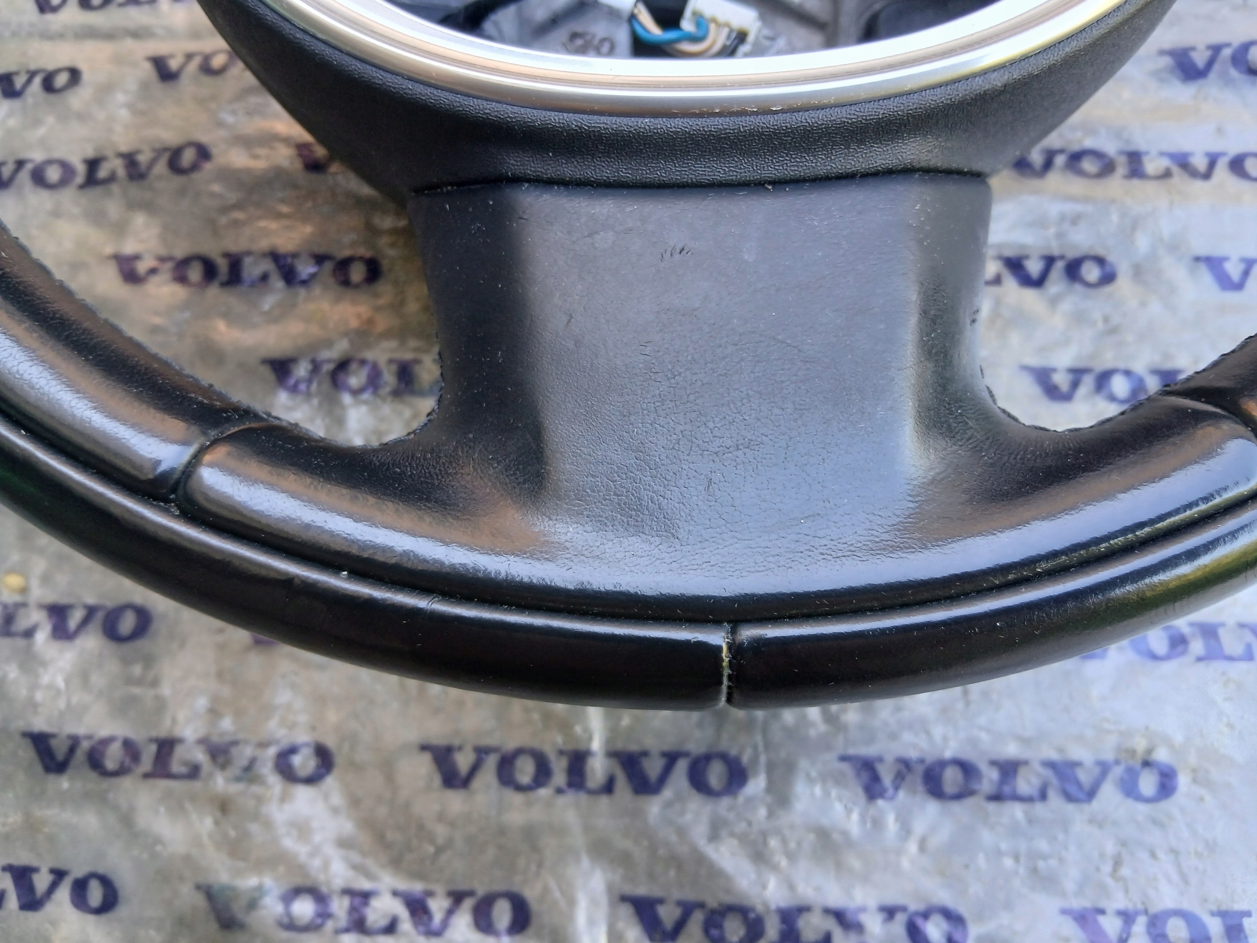 Volante Volvo OE 31407817 Usado image 6
