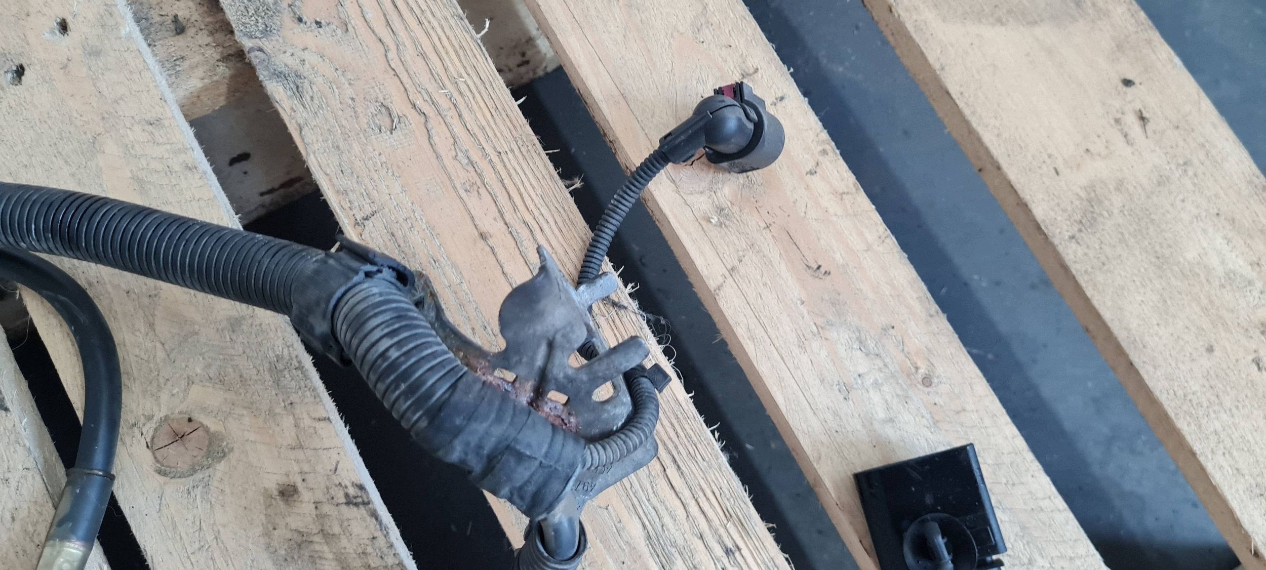 Audi A4/A5 B8 Startkabel 2.0 TDI image 9