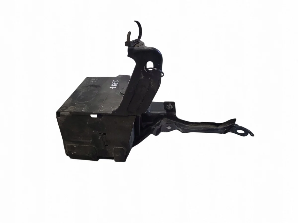Volvo Akun Kiinnike 31298455