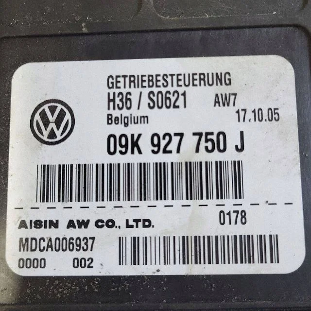 2007 Volkswagen Multivan T5 09K927750J image 4