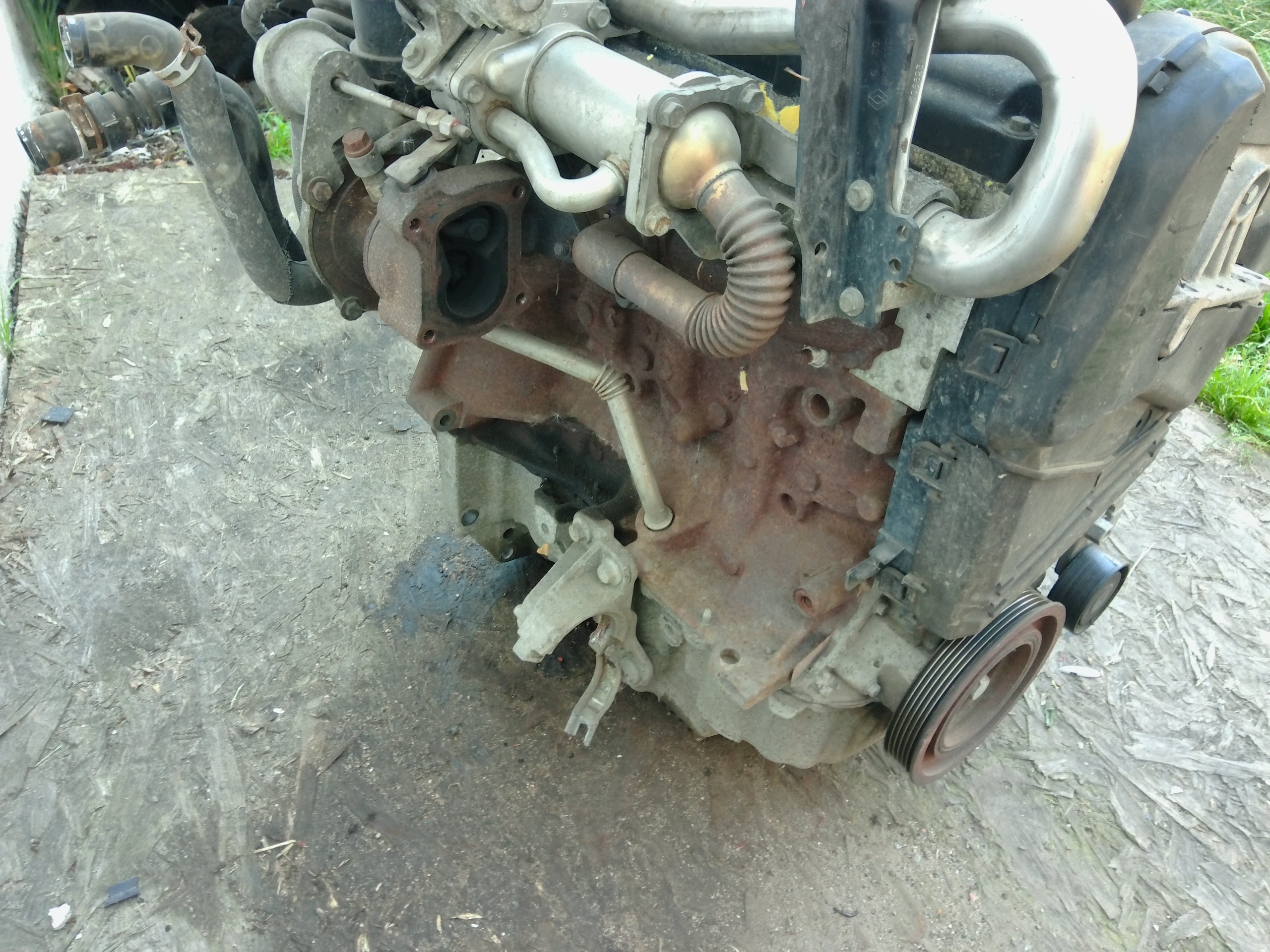 Motor Renault Clio III 1.5 dCi K9K764 Usado image 4