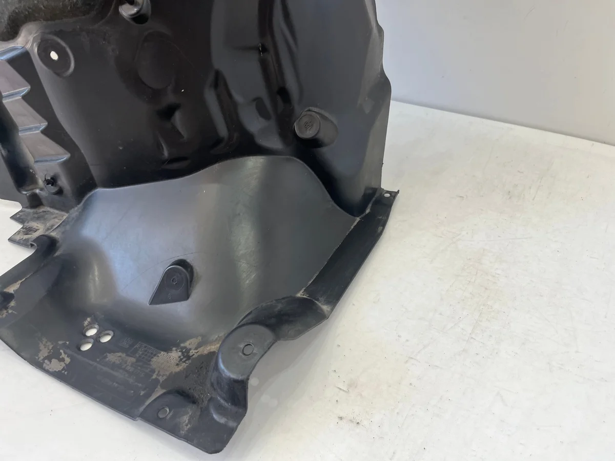 BMW 5 G60 G61 Passage de roue gauche image 7