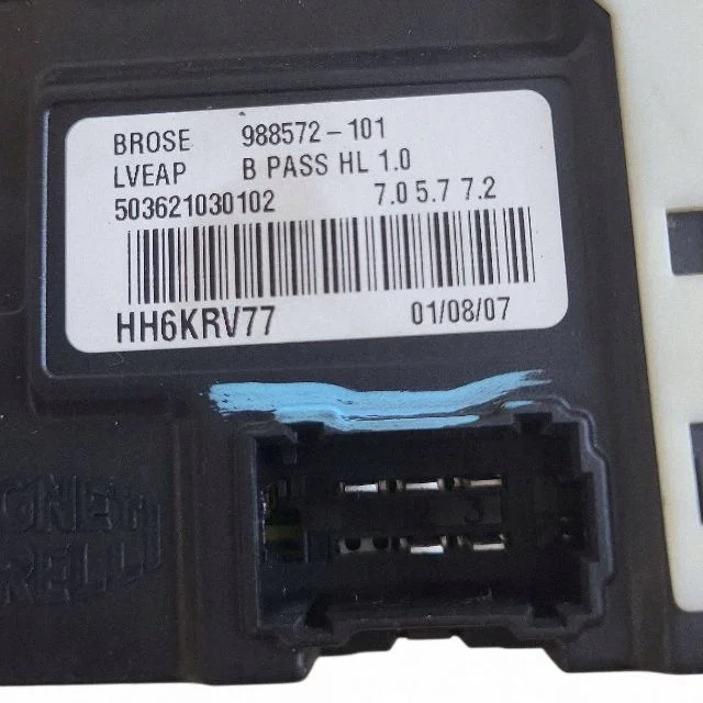 Moteur lève-vitre Renault 807300002R image 6