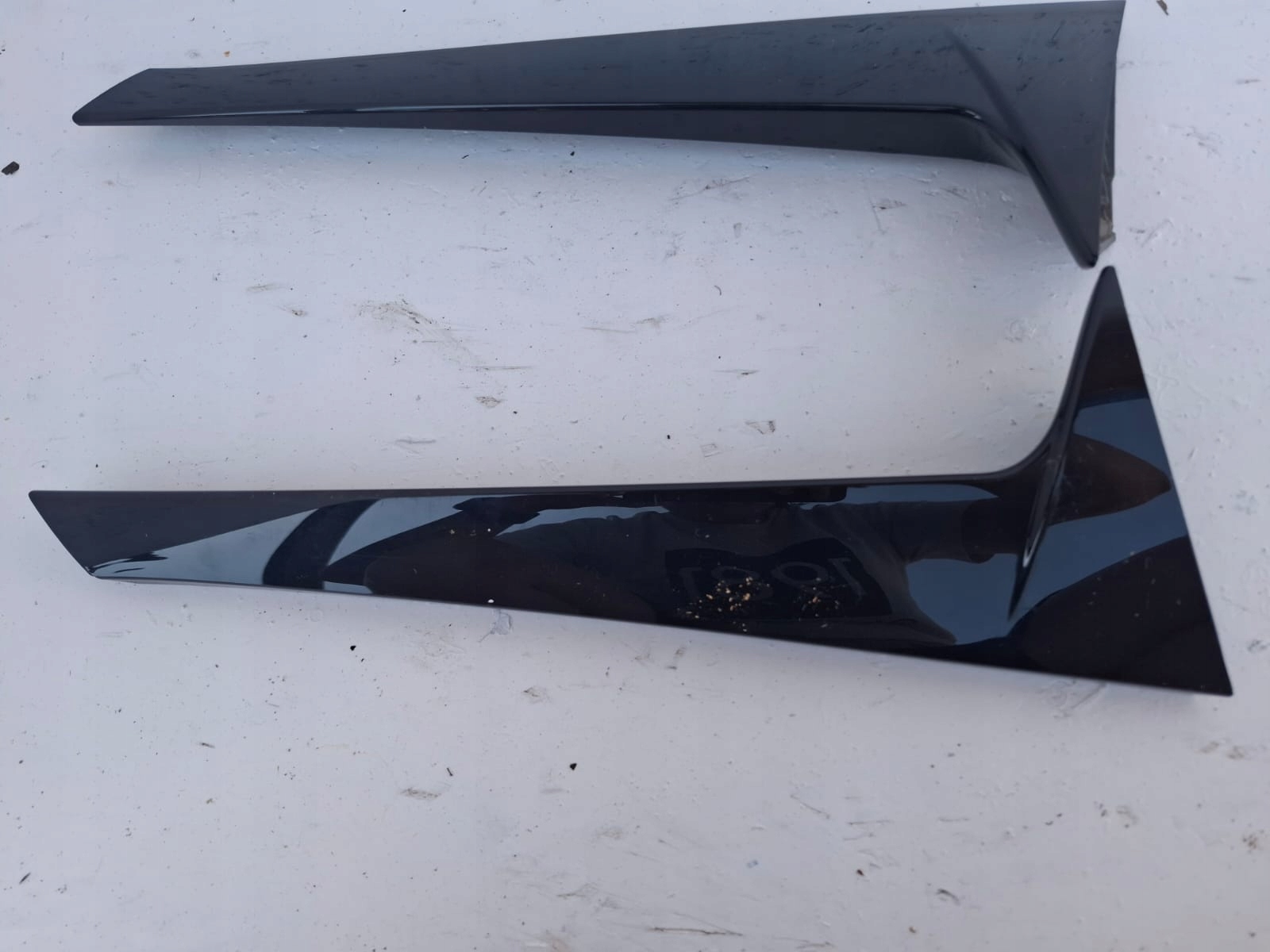 Spoiler hayon VW Golf VIII 5H9827939A image 3
