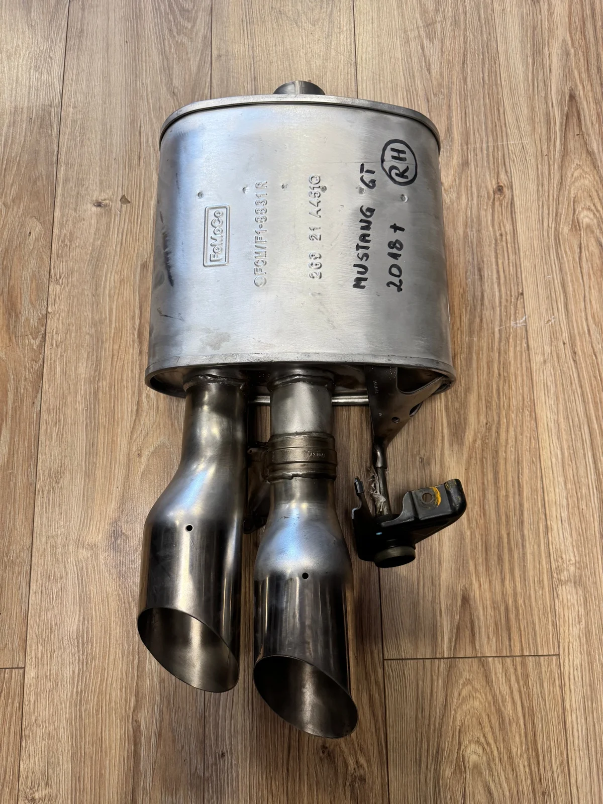 Ford Mustang GT Aktivauspuff Rechts OEM image 6