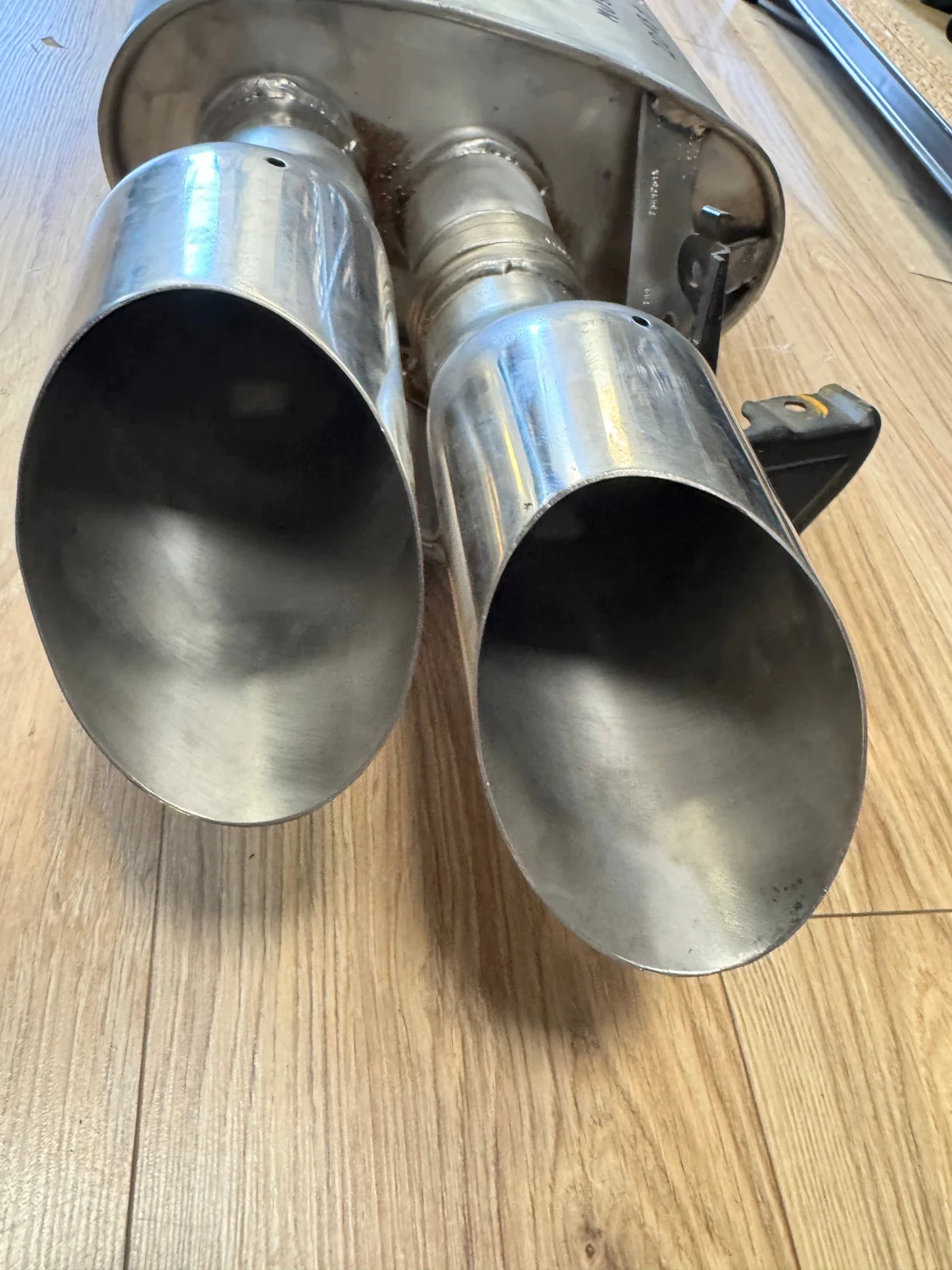 Ford Mustang GT Aktivauspuff Rechts OEM image 8