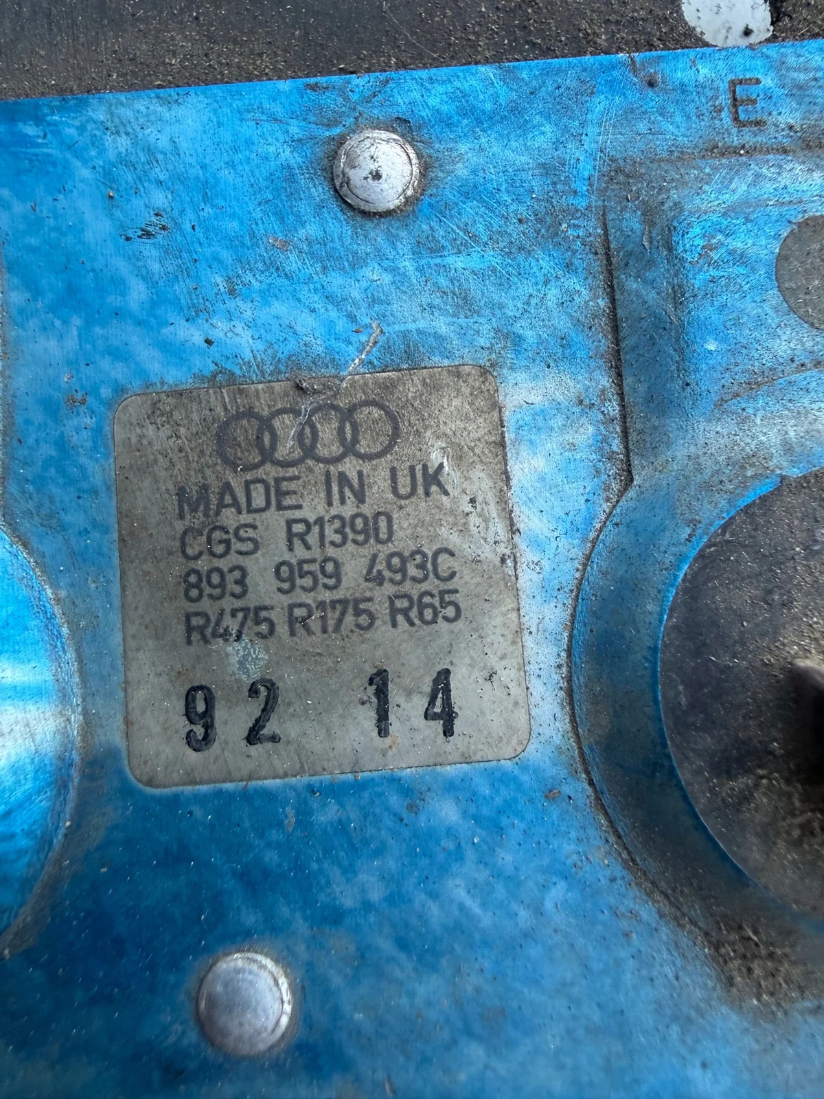 AUDI 80 B4 1.9 D puhallinohjain 893959493C