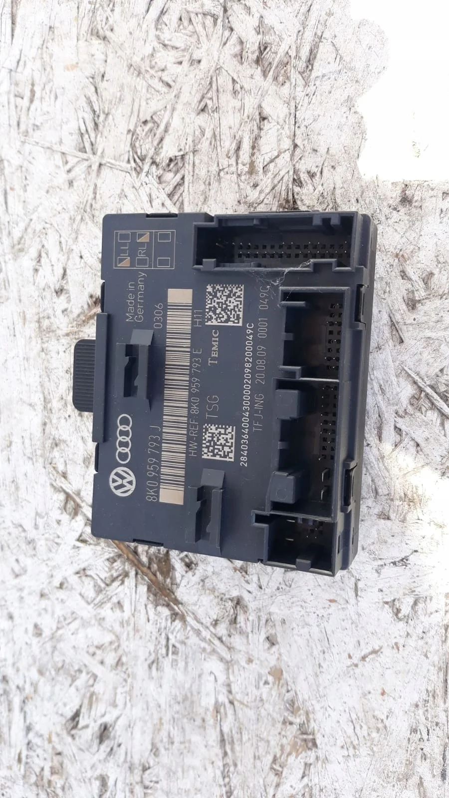 Audi VW Ohjainyksikkö Ovi 8K0959793J