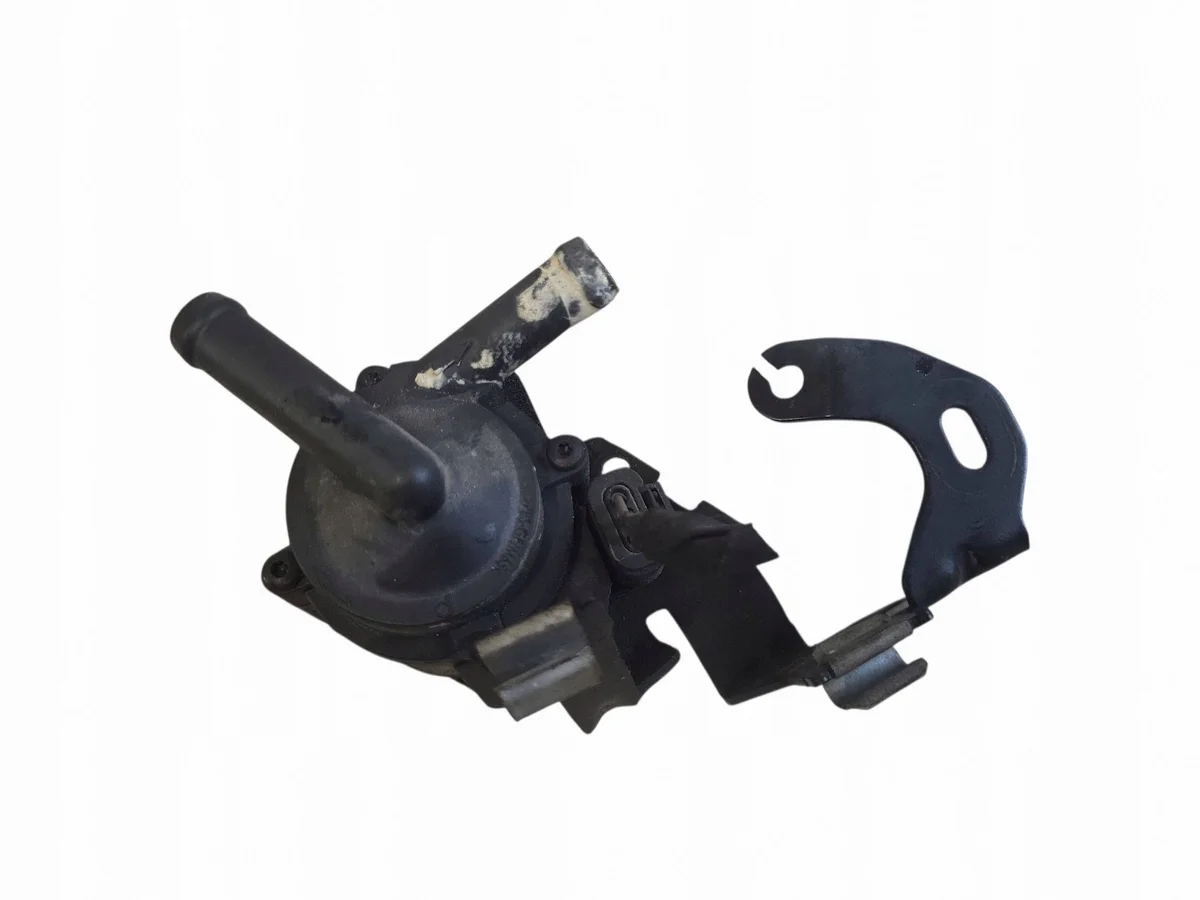 Pompe à eau additionnelle Peugeot 5008 704906010