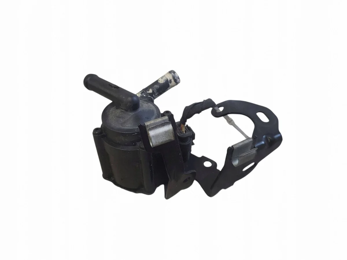 Pompe à eau additionnelle Peugeot 5008 704906010