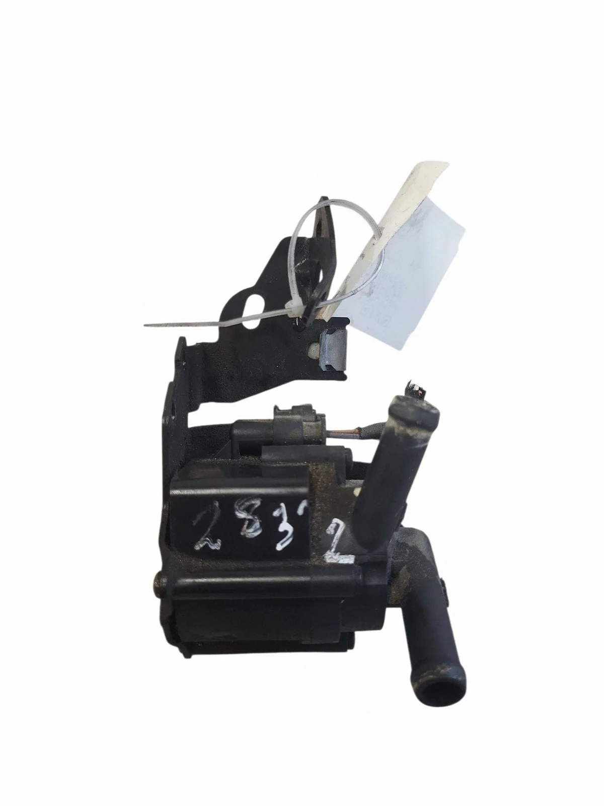 Extra vattenpump Peugeot 5008 OEM 704906010 image 3