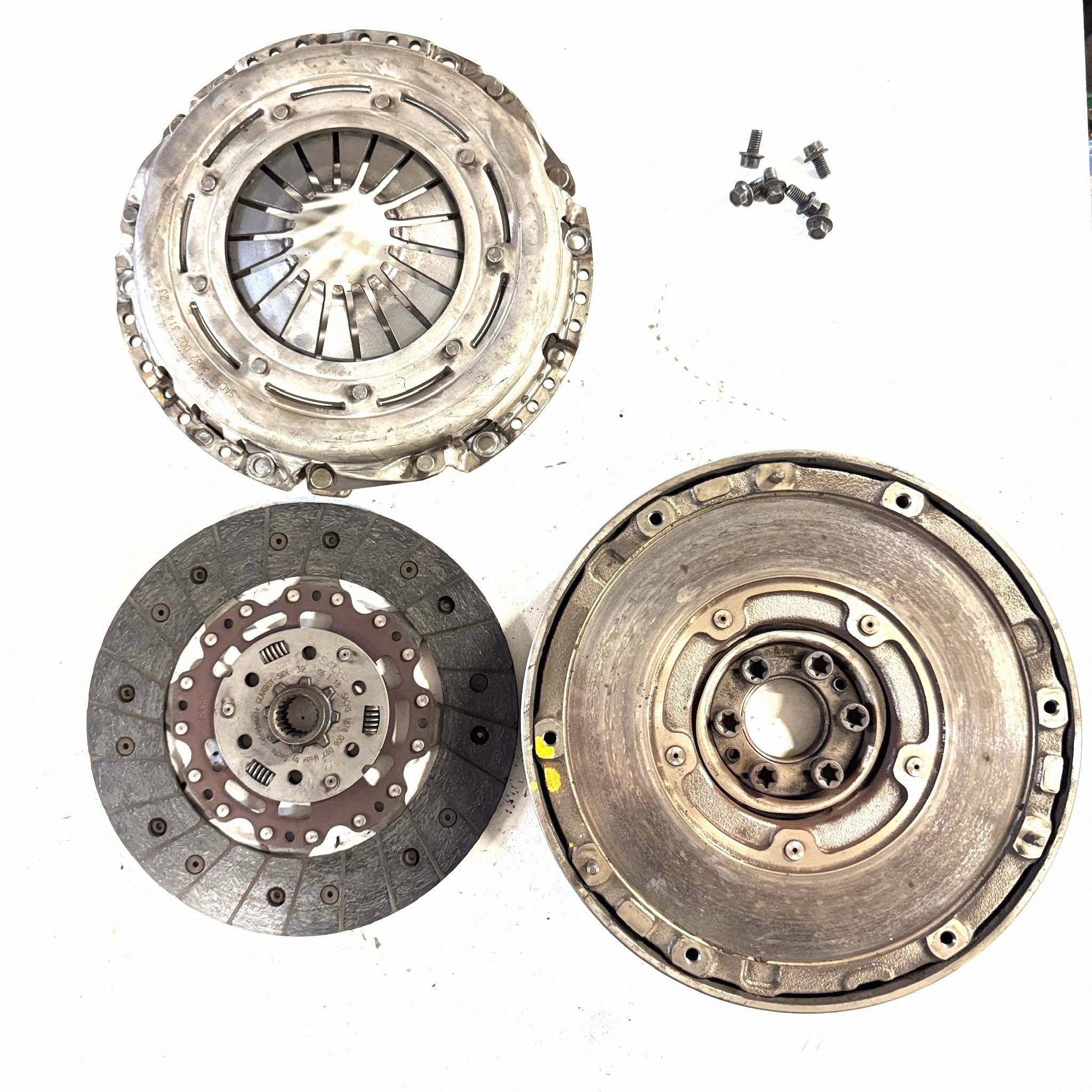 Kit embrayage Volvo V40 2015 AV616477CE image 2