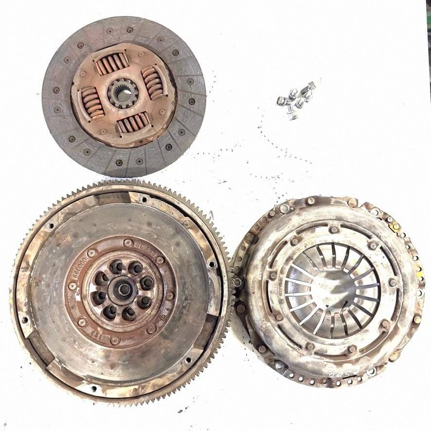 Kit Embreagem Subaru Outback Usado OEM image 2