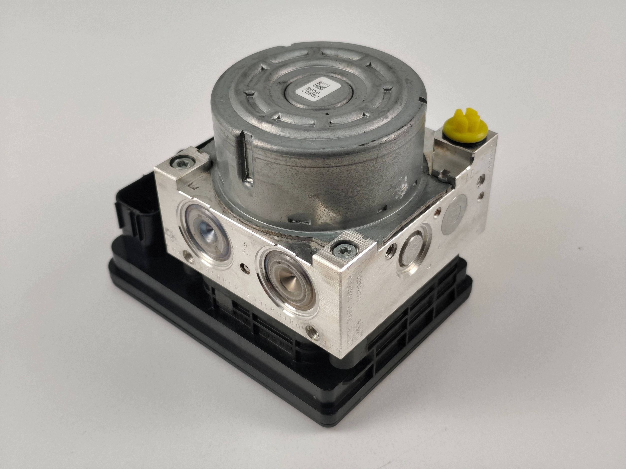 ABS-pumppu BMW X1 F48 F49 6883343 RGC21075