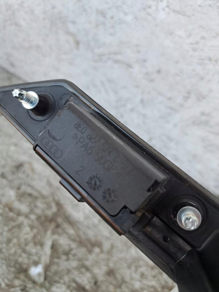 Audi Éclairage Coffre Arrière 8E0827574C image 3