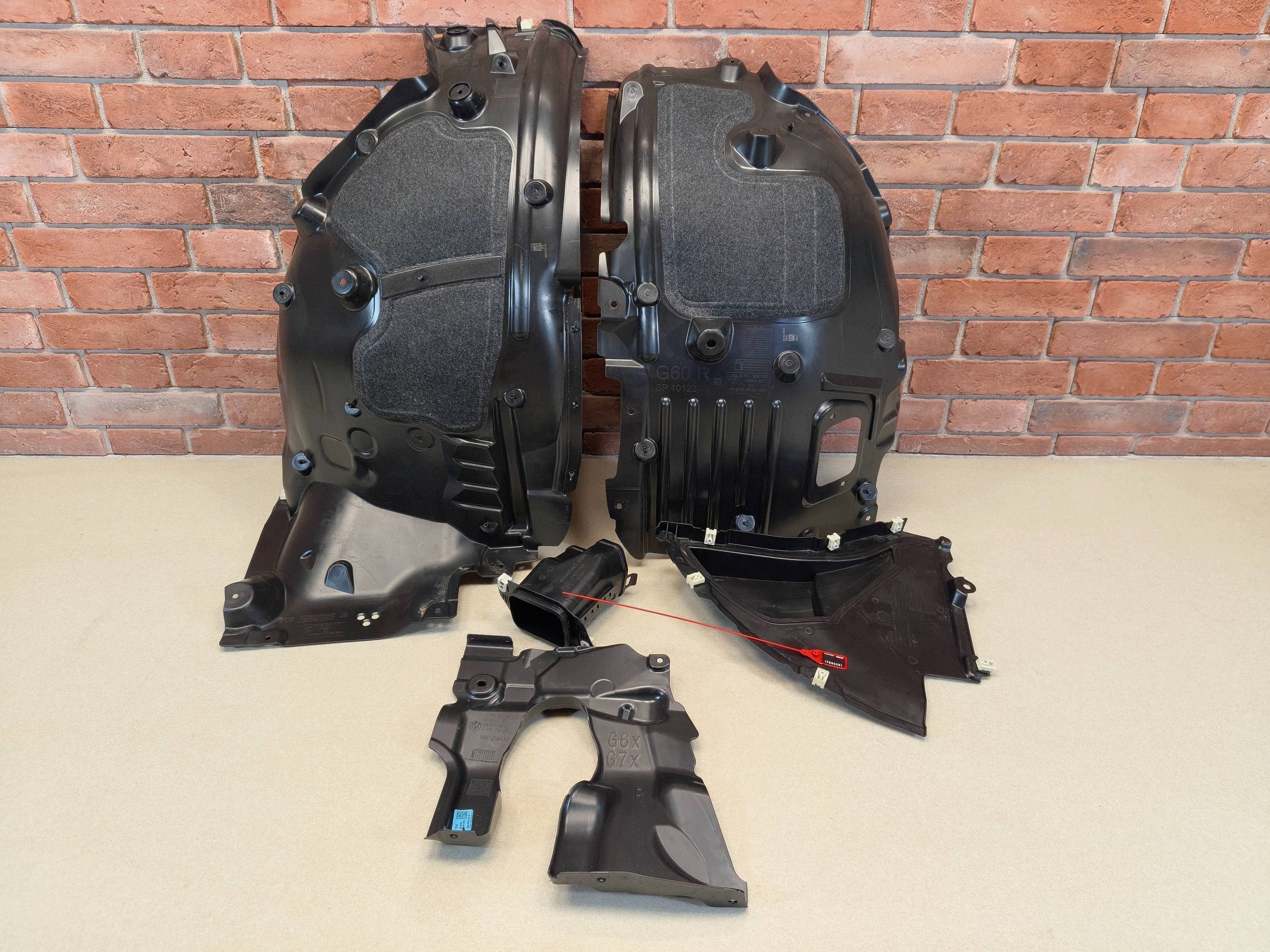 Passe-roue avant droit BMW G60 M Pack 9621236 image 2