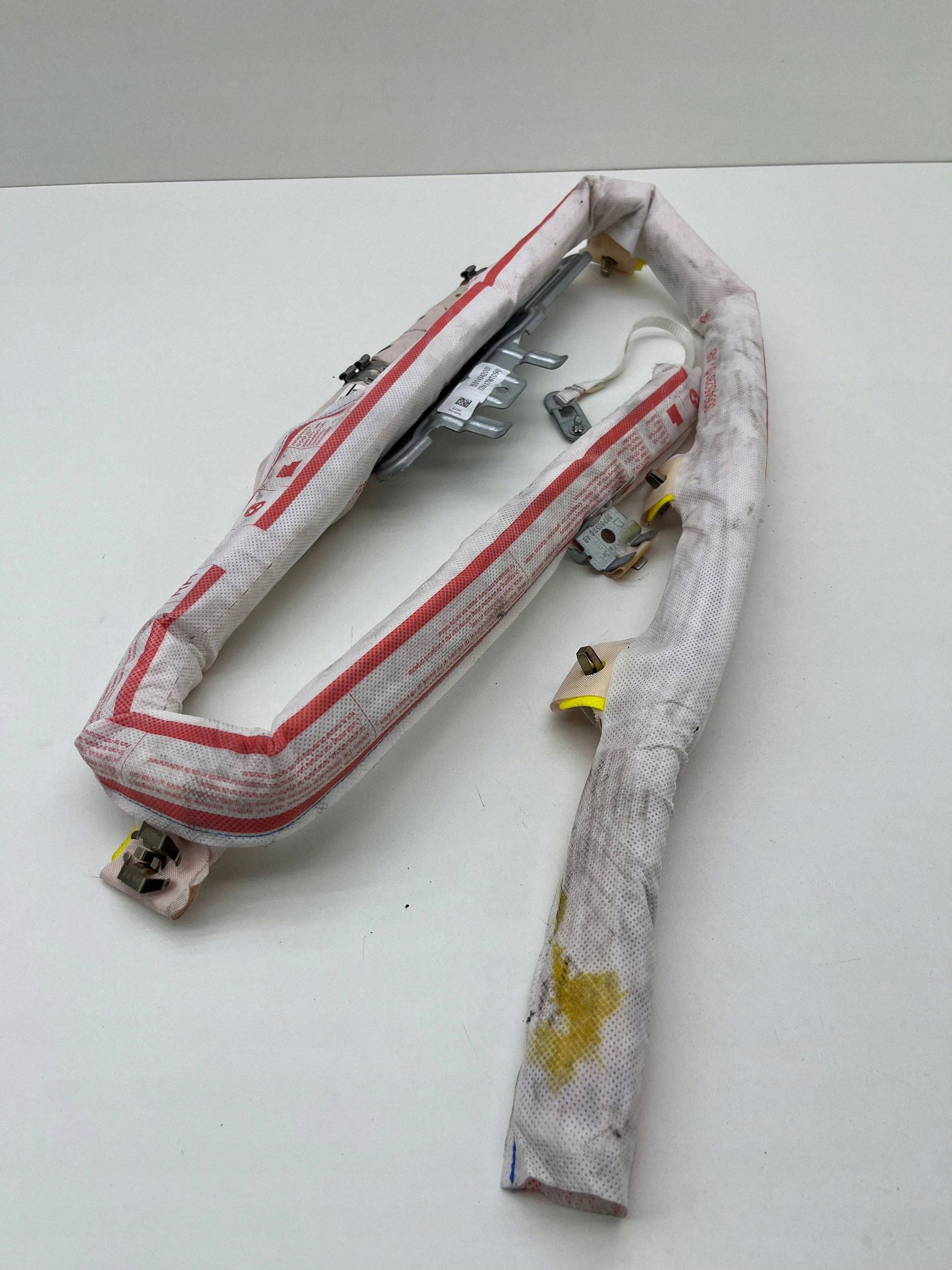 BMW 5 F11 Ilmatyyny verho oikea 9143420