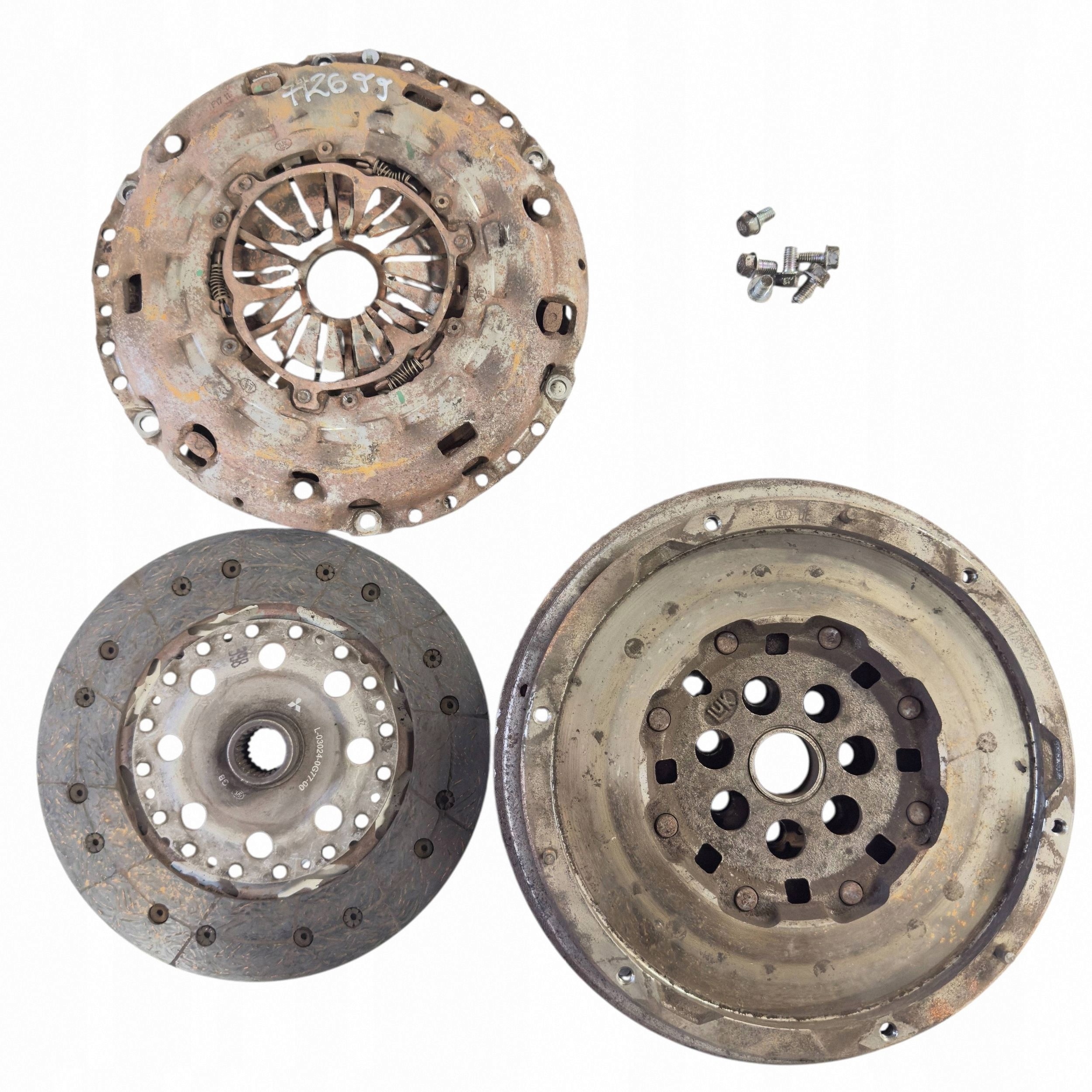 Kit embrayage Mitsubishi ASX 1120A202 Occasion image 2