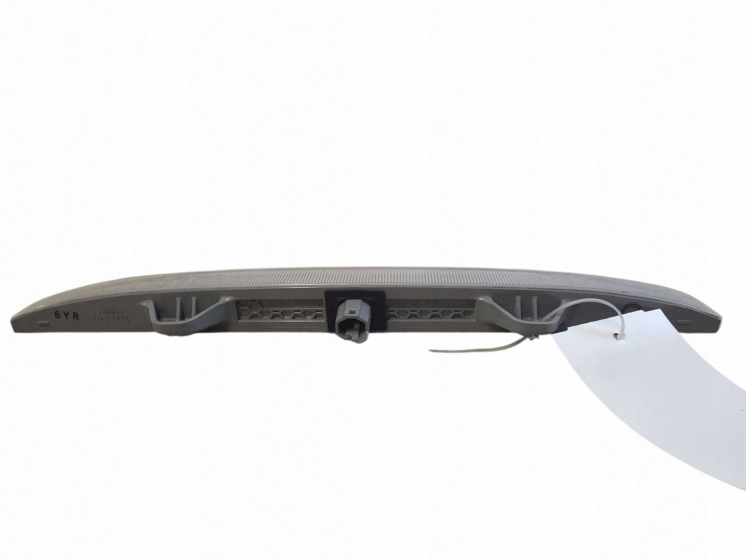 Tredje bromsljus Toyota Prius XW50 JUT249432 image 3