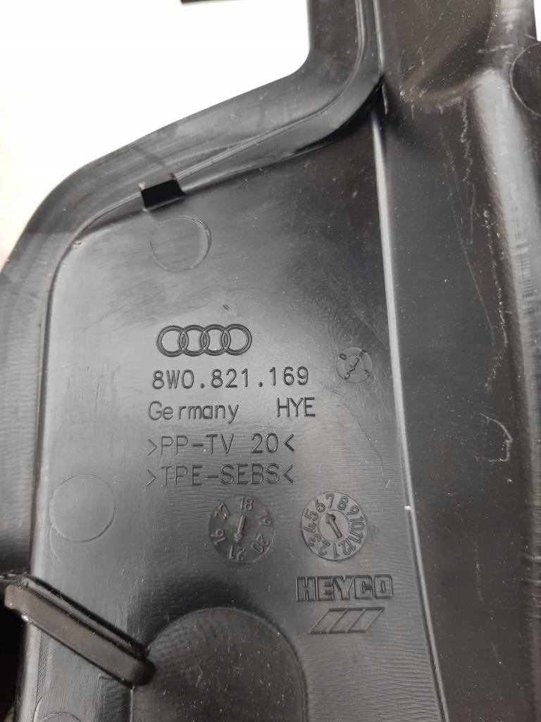Audi A4 B9 Ilmanohjain Vasen 8W0821169 image 5