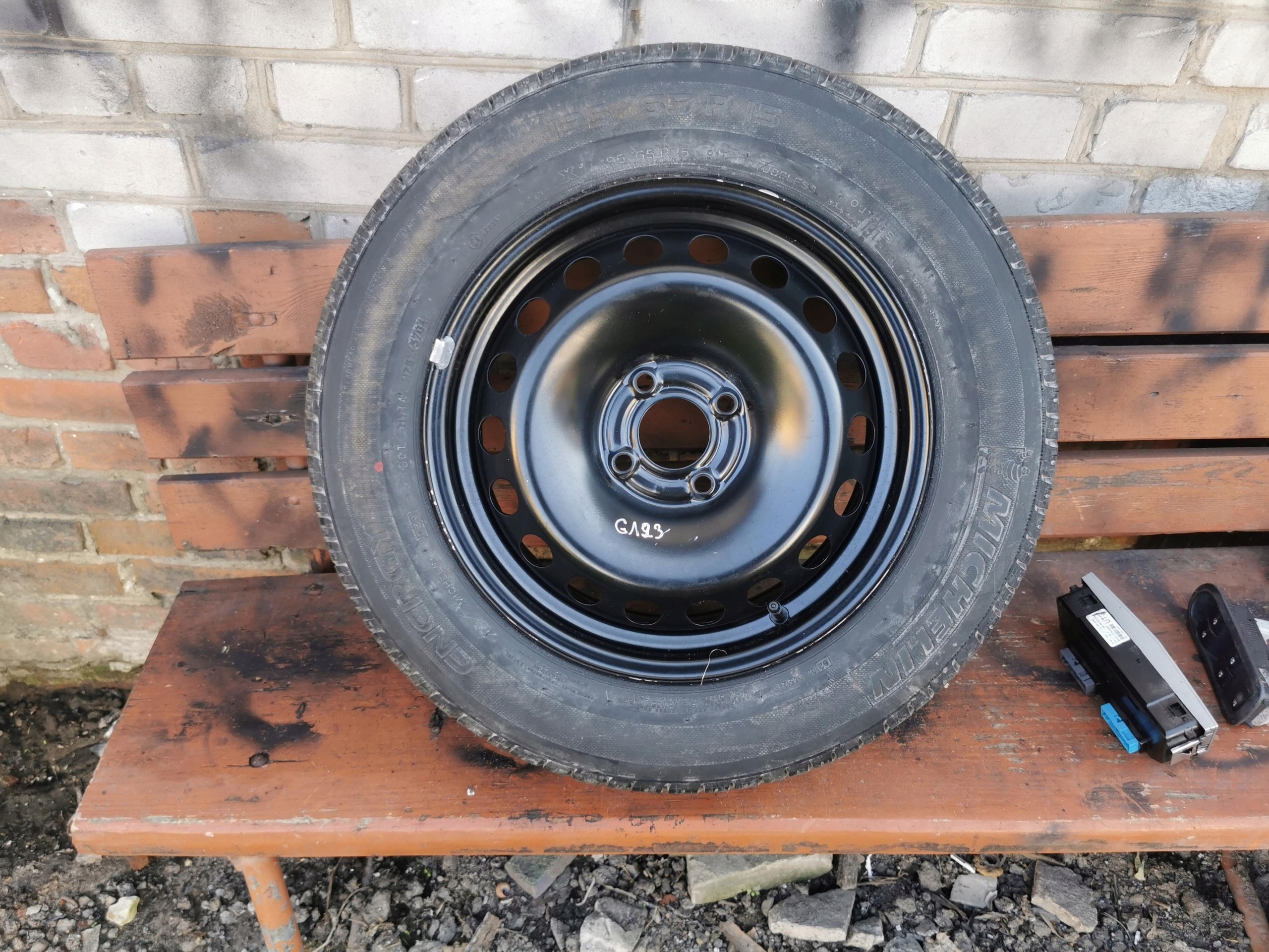 Roda de Aço 15" 4x100 ET43 6Jx15H2 Renault image 2