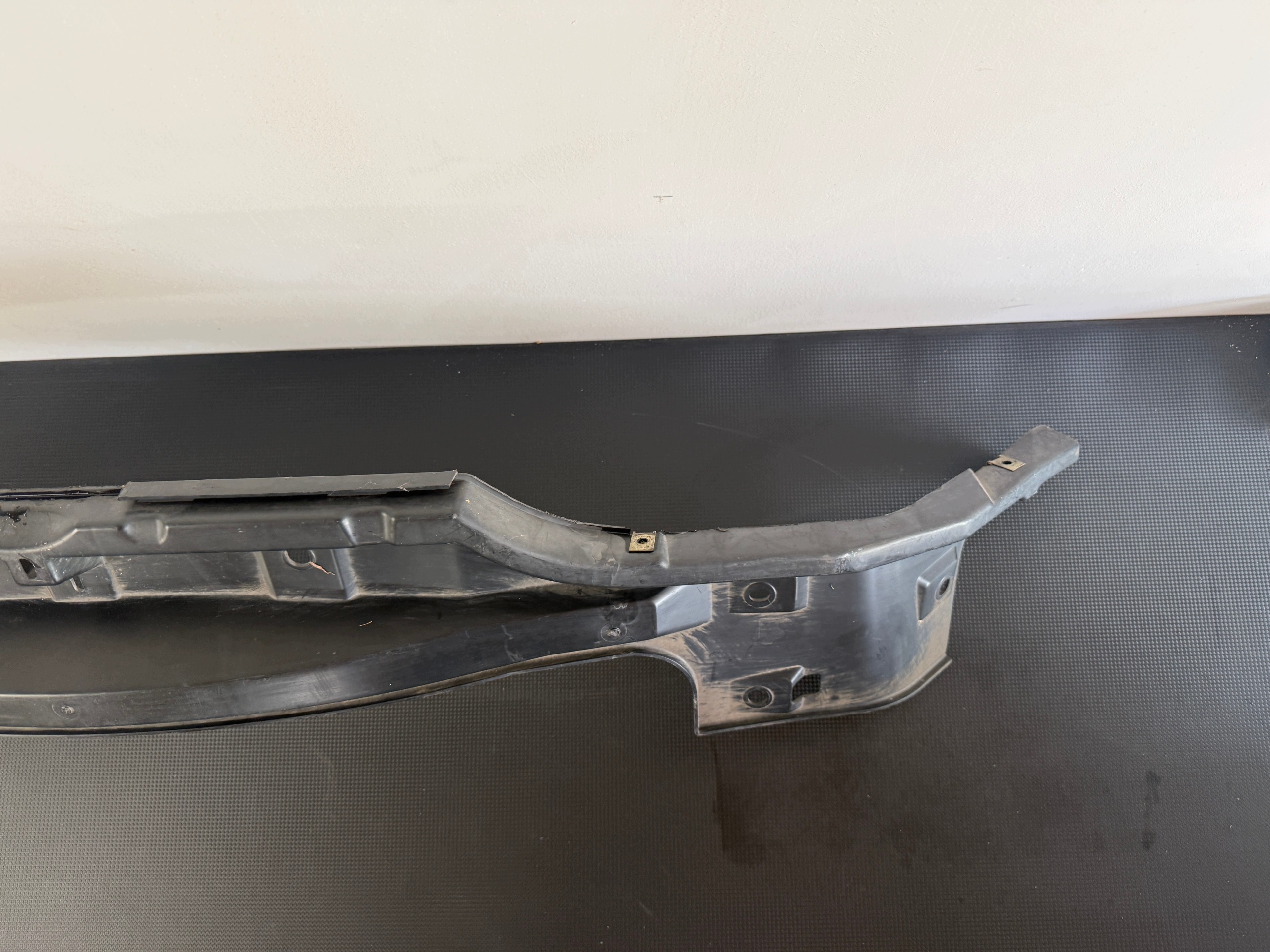 Rear Bumper Clip Alfa Romeo Spider 2006- 939