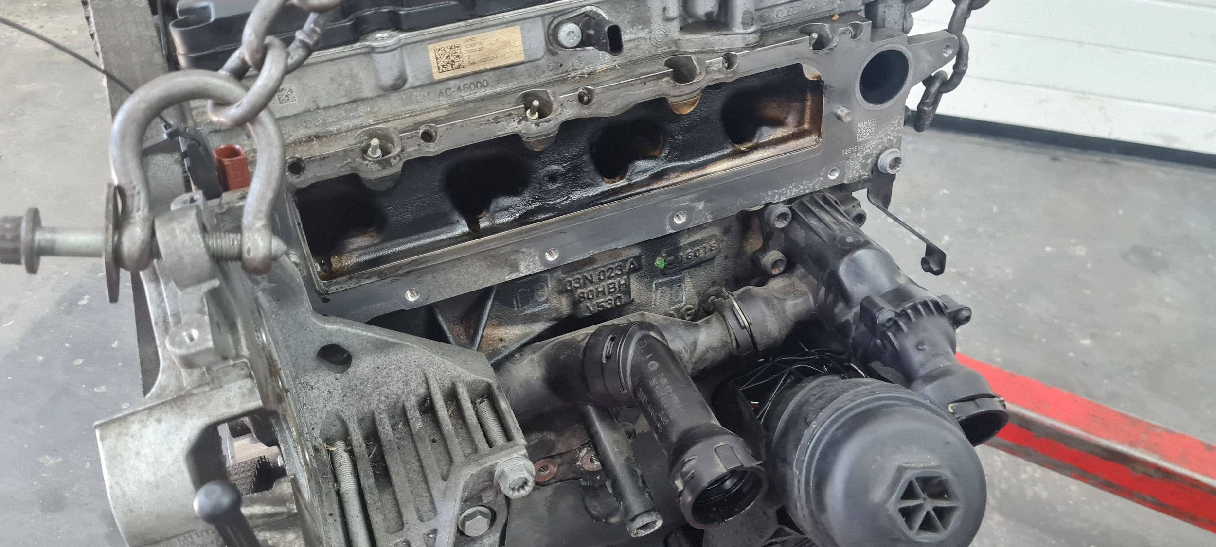 Audi A5 8T 2.0 TDI CNH Motor 04L100091A image 6