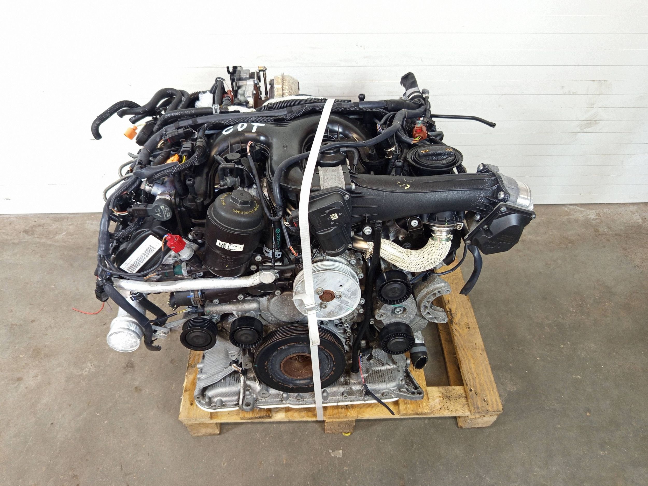 Moteur Audi A8 D4 3.0 TDI CDTA image 9