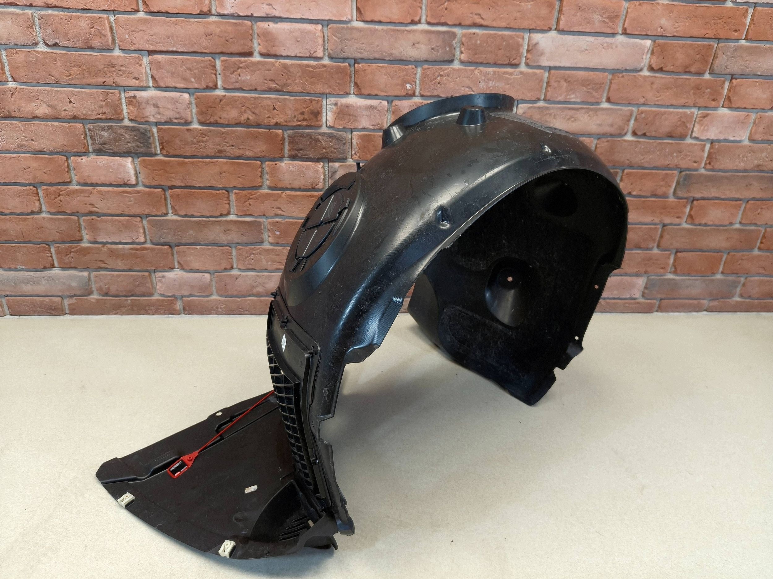 Radlauf vorne links Mini Clubman F54 JCW image 8
