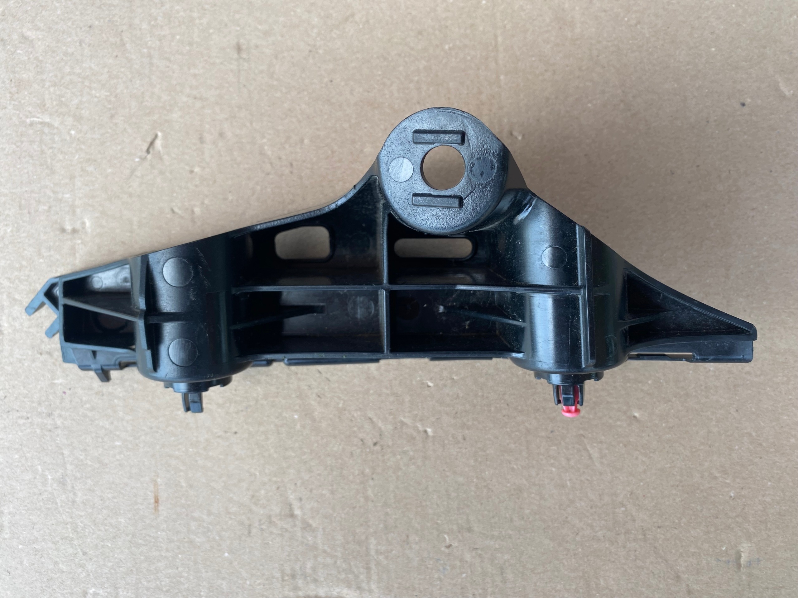 Lexus UX Front Bumper Bracket Left Used image 3