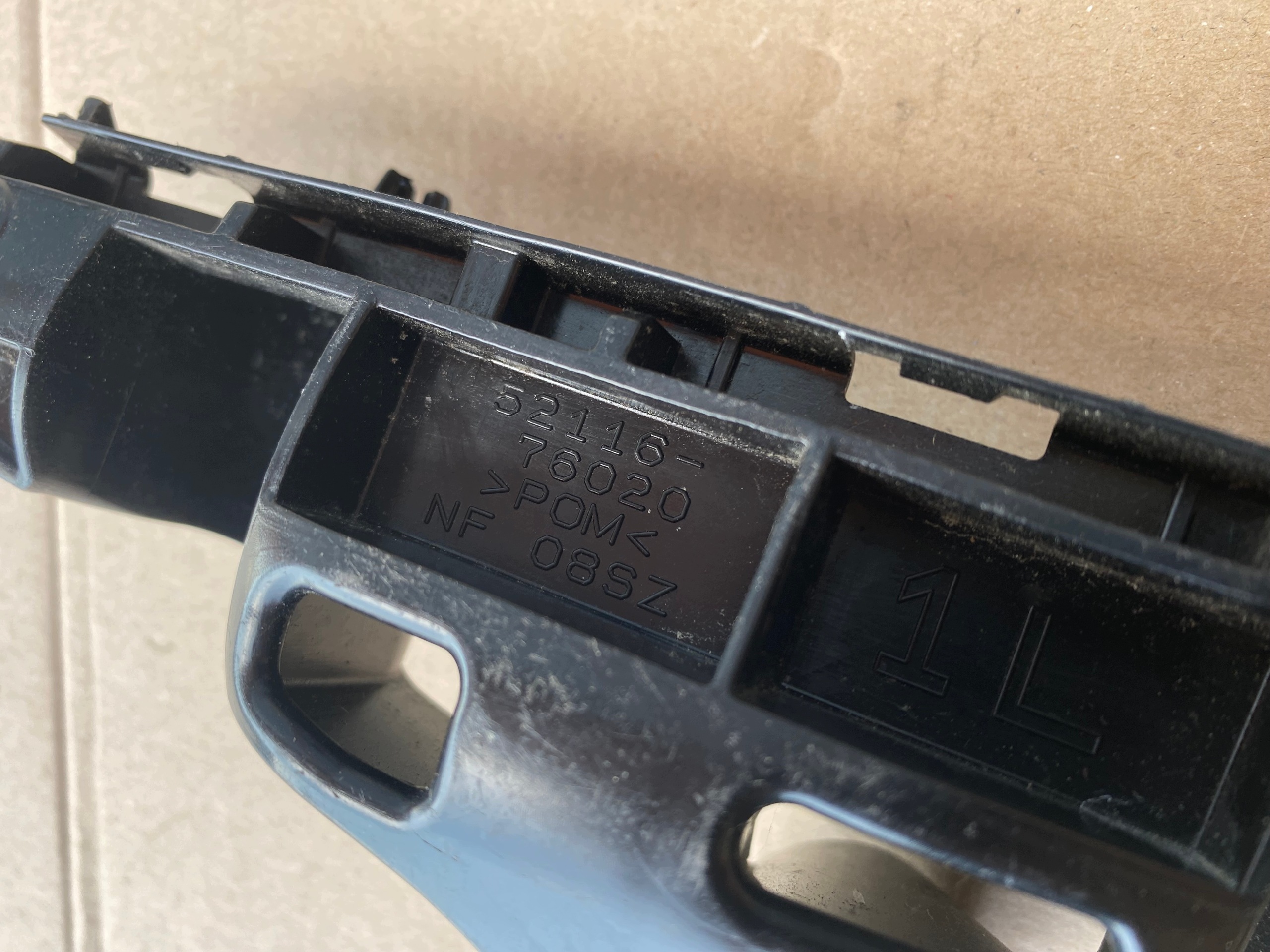 Lexus UX Front Bumper Bracket Left Used image 4