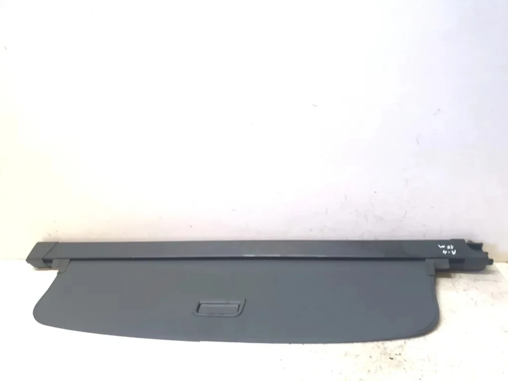 Audi A4 Avant tavaratilan rullaverho 8W9863553
