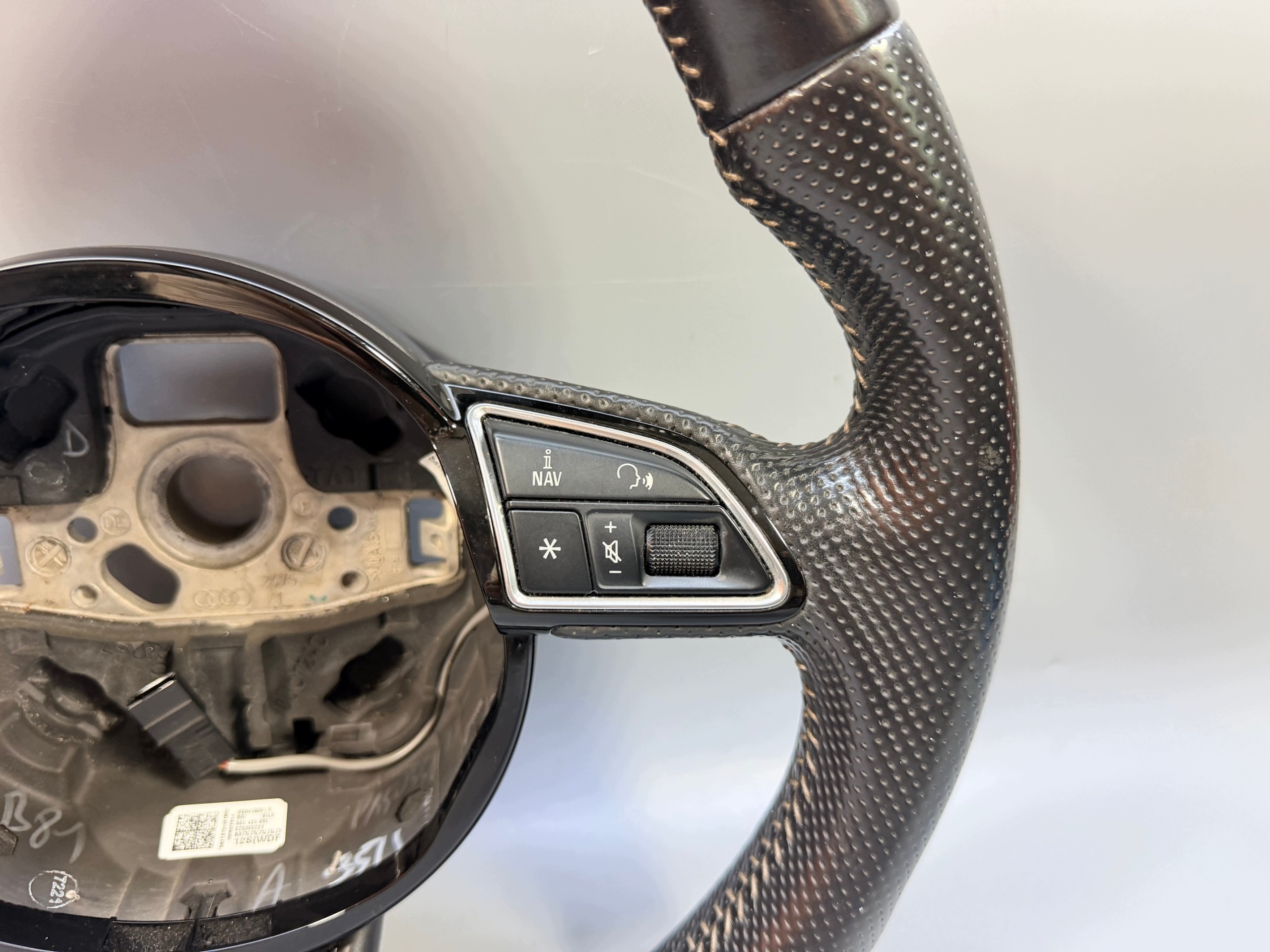 Volant cuir multifonction Audi A3 8V S-Line image 5