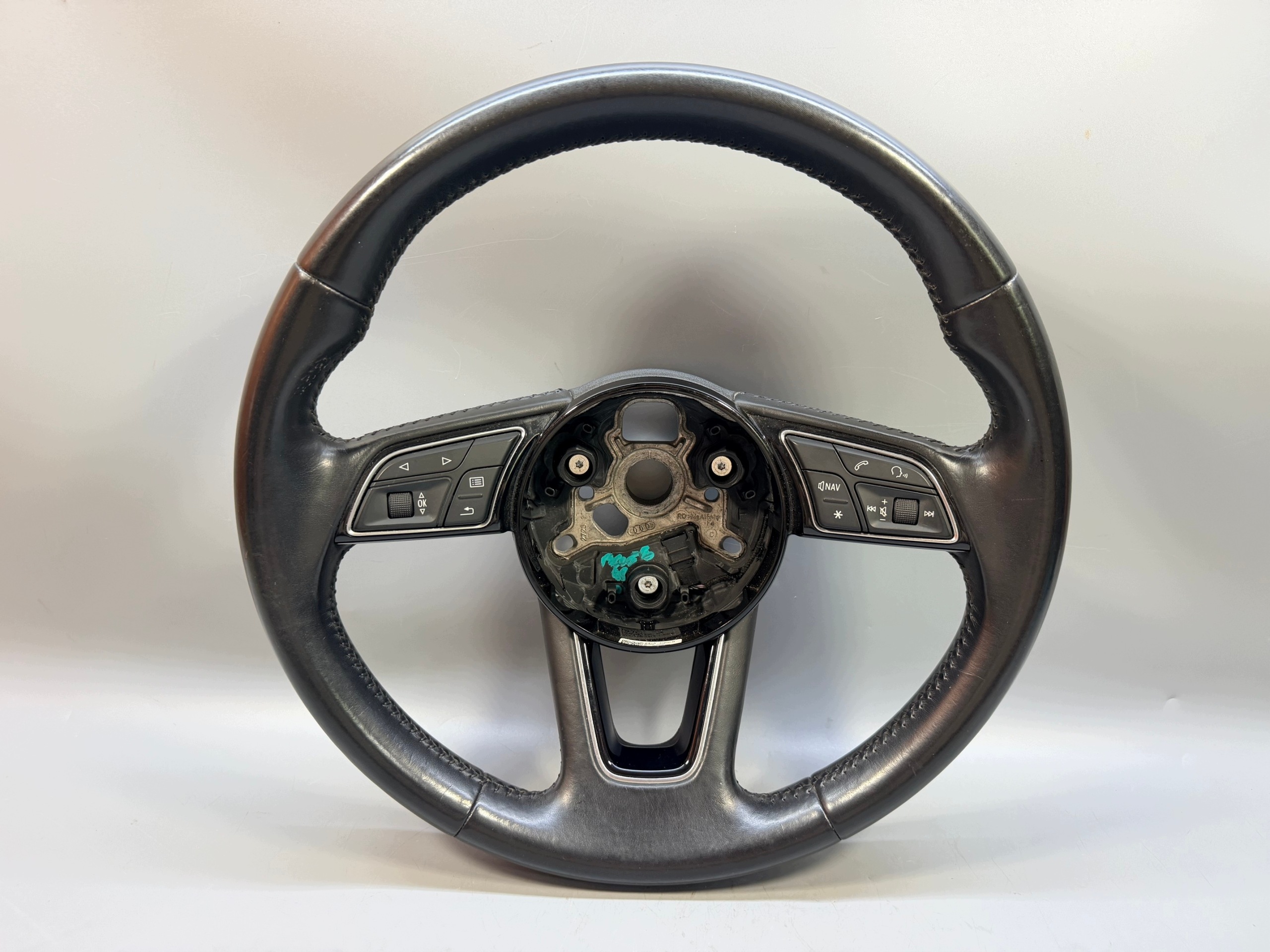 Volant cuir multifonction Audi A3 8V FL 81A419091B image 2