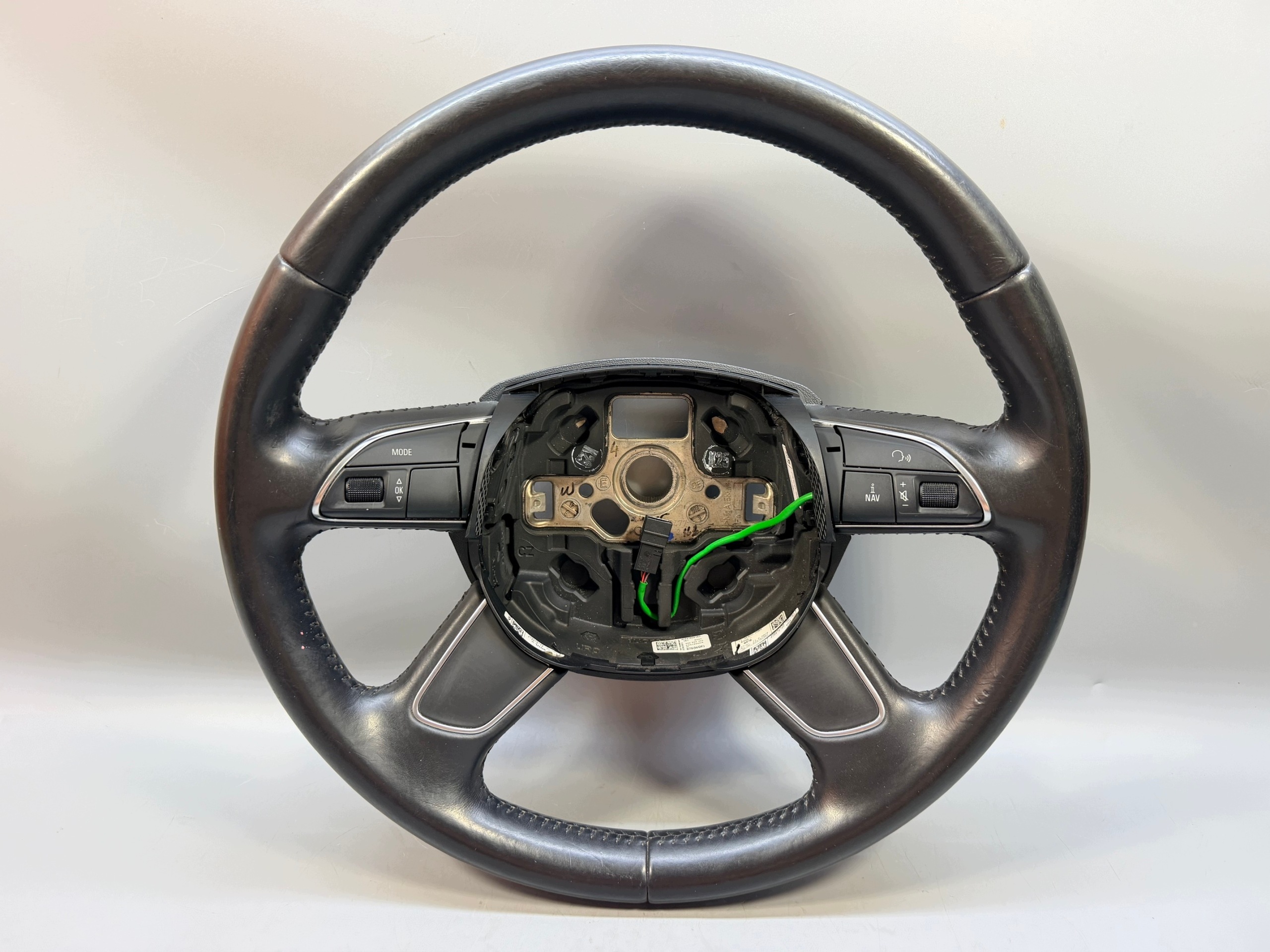 AUDI A4 B8 FL A5 8T Lederlenkrad Multifunktion 4L0419091AC image 2