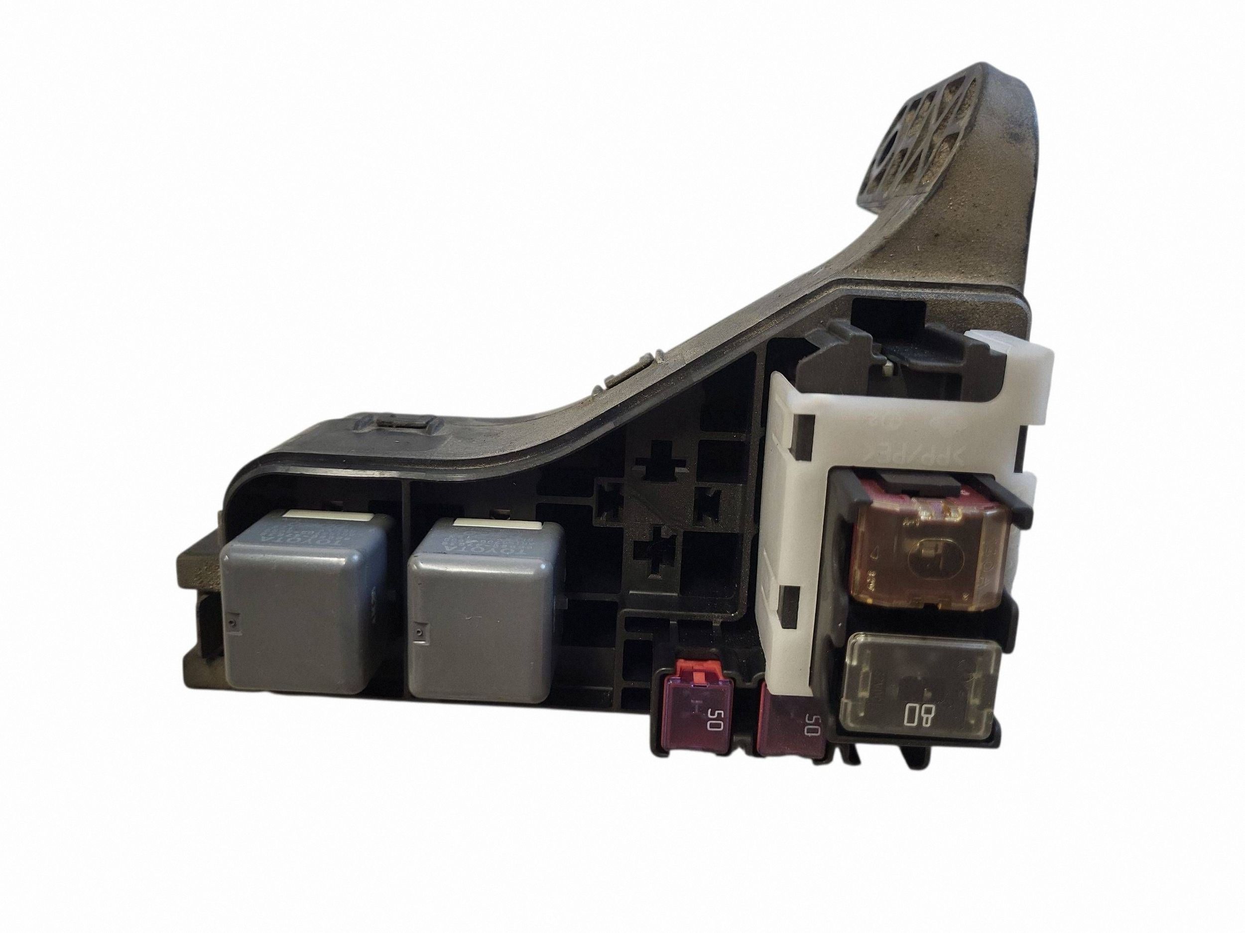 Relay Module Controller Toyota OE 90080-87030 Used image 5
