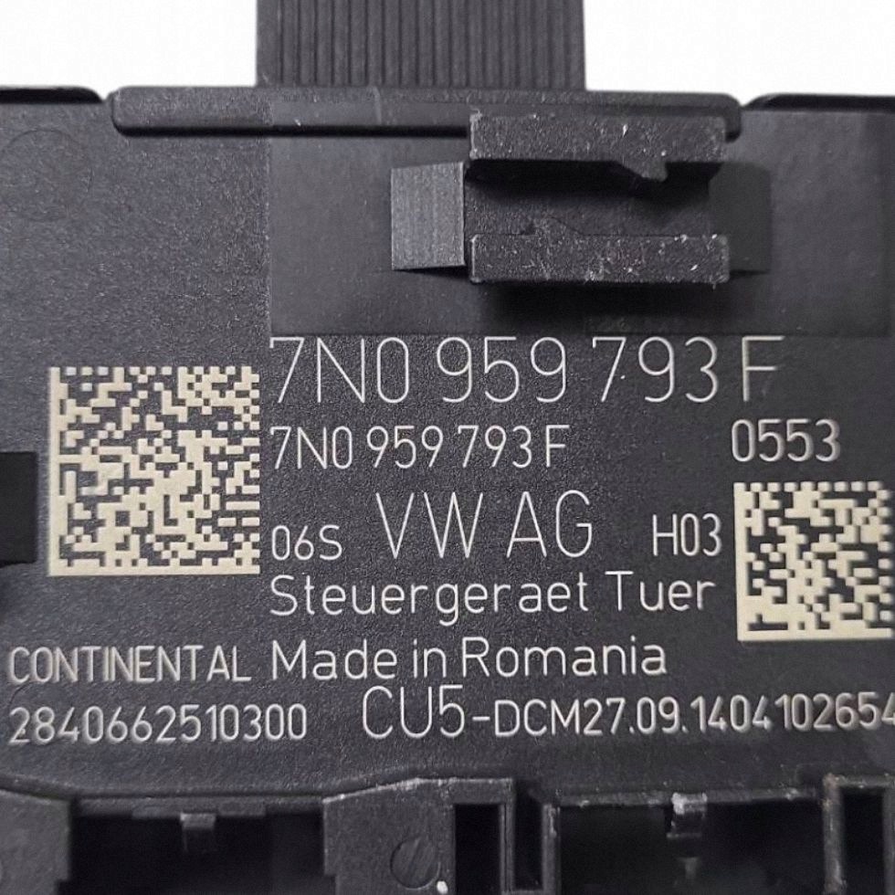 Skoda Yeti Door Control Module 7N0959793F image 3