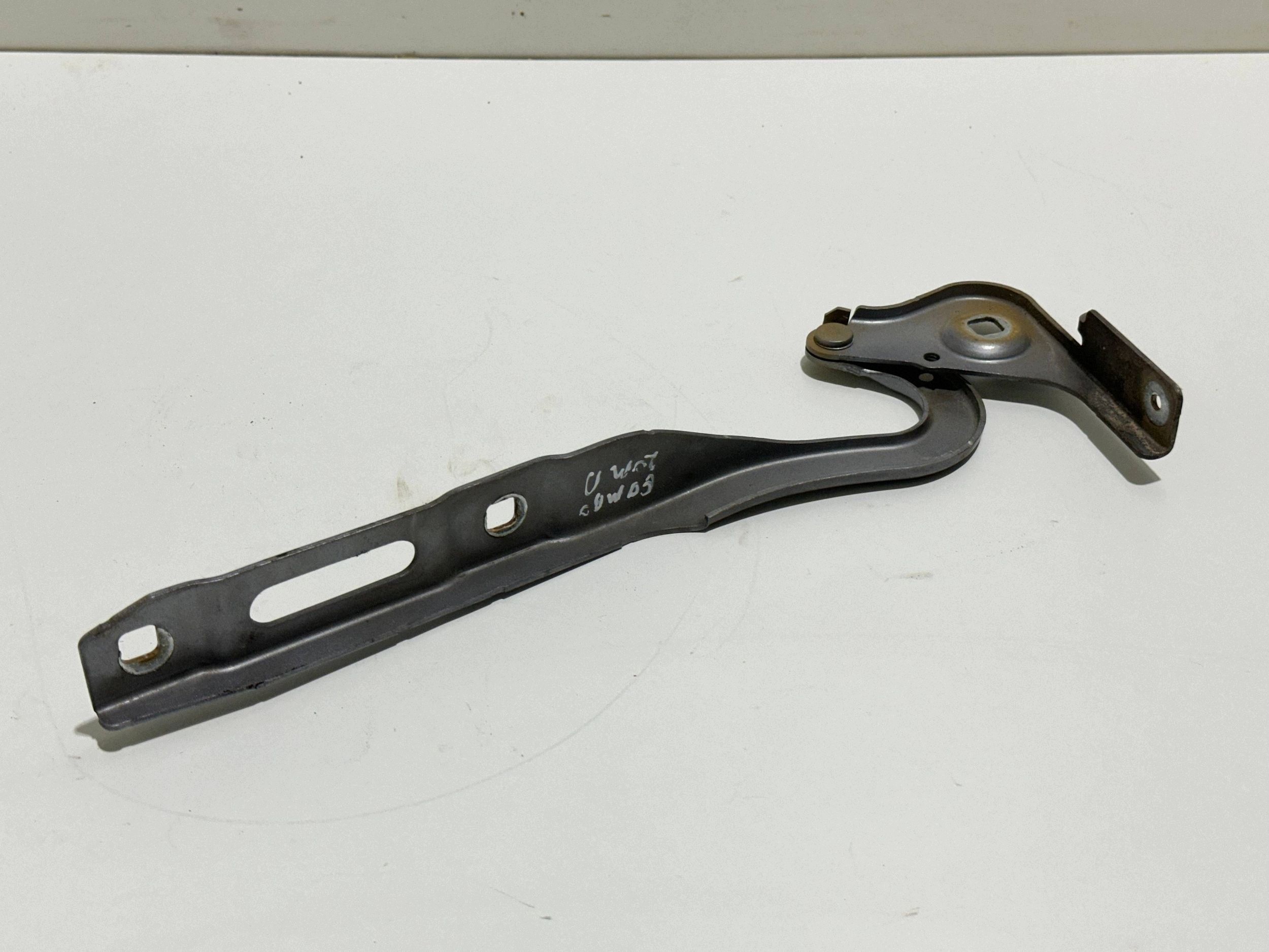 Charnière Capot Opel Combo E Droit VLO36949 image 3