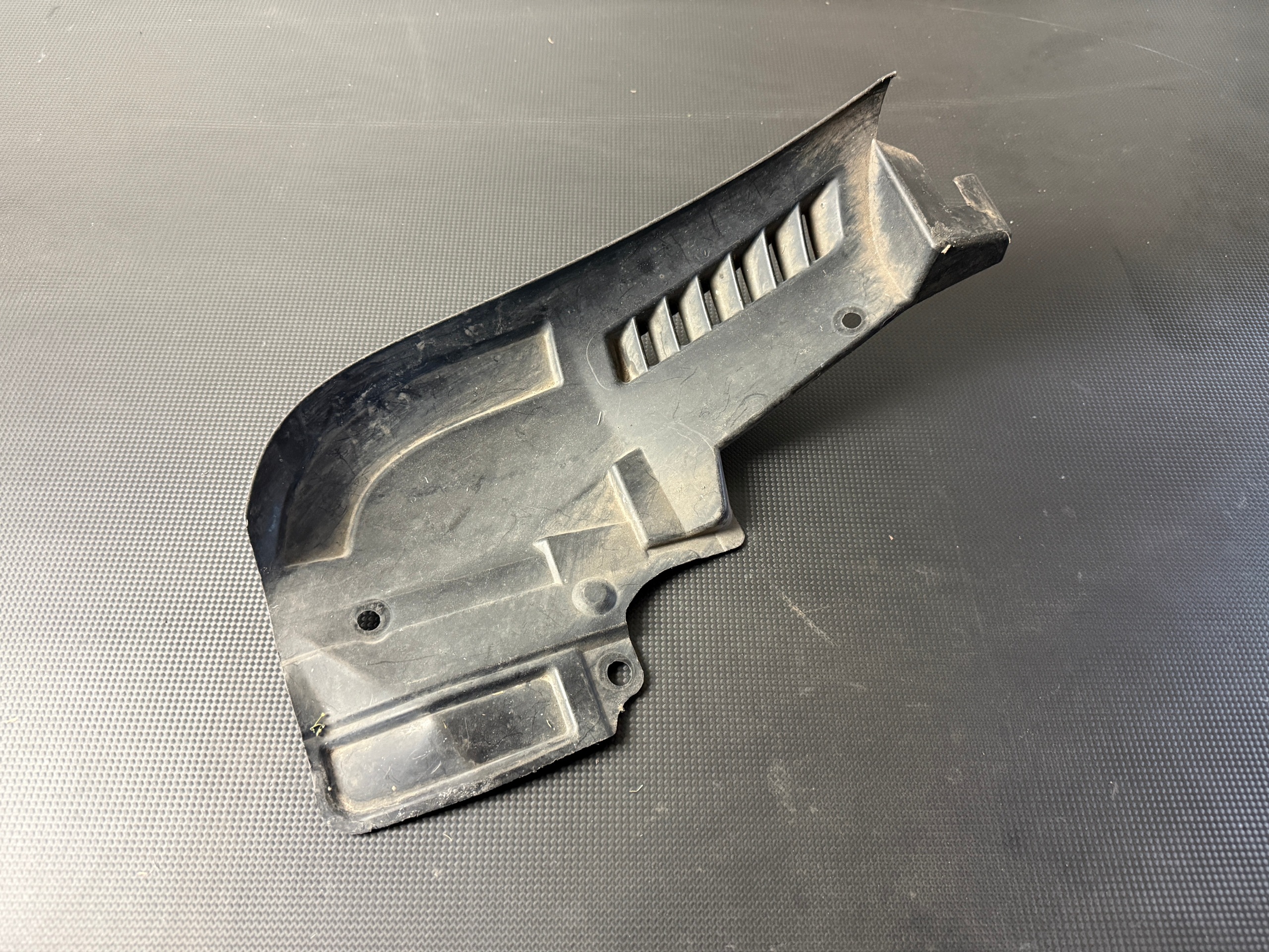Kotflügel hinten rechts Nissan 350Z OEM 78818CD000 image 2