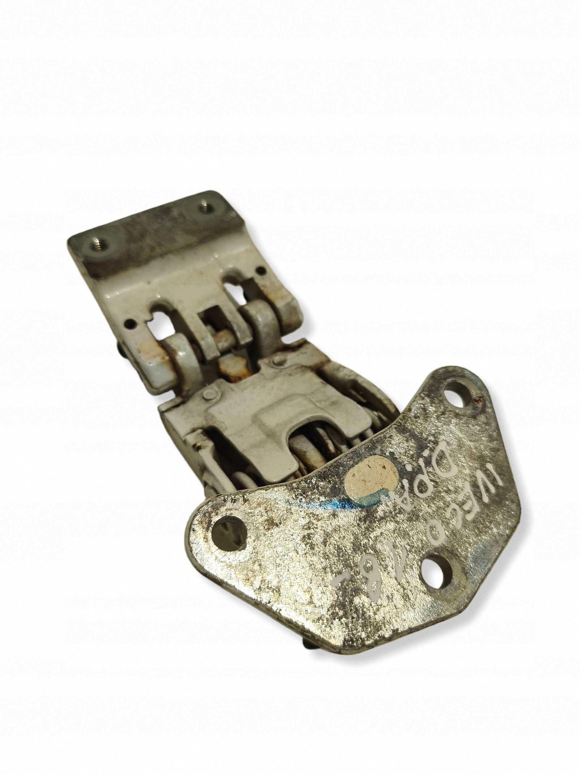 IVECO DAILY HINGE VLO32646 USED image 6