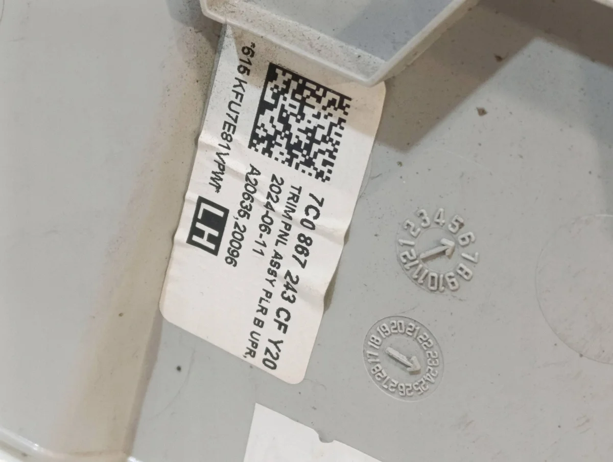 MAN TGE 1GEN Pilier B Inférieur 7C0867243CF image 9