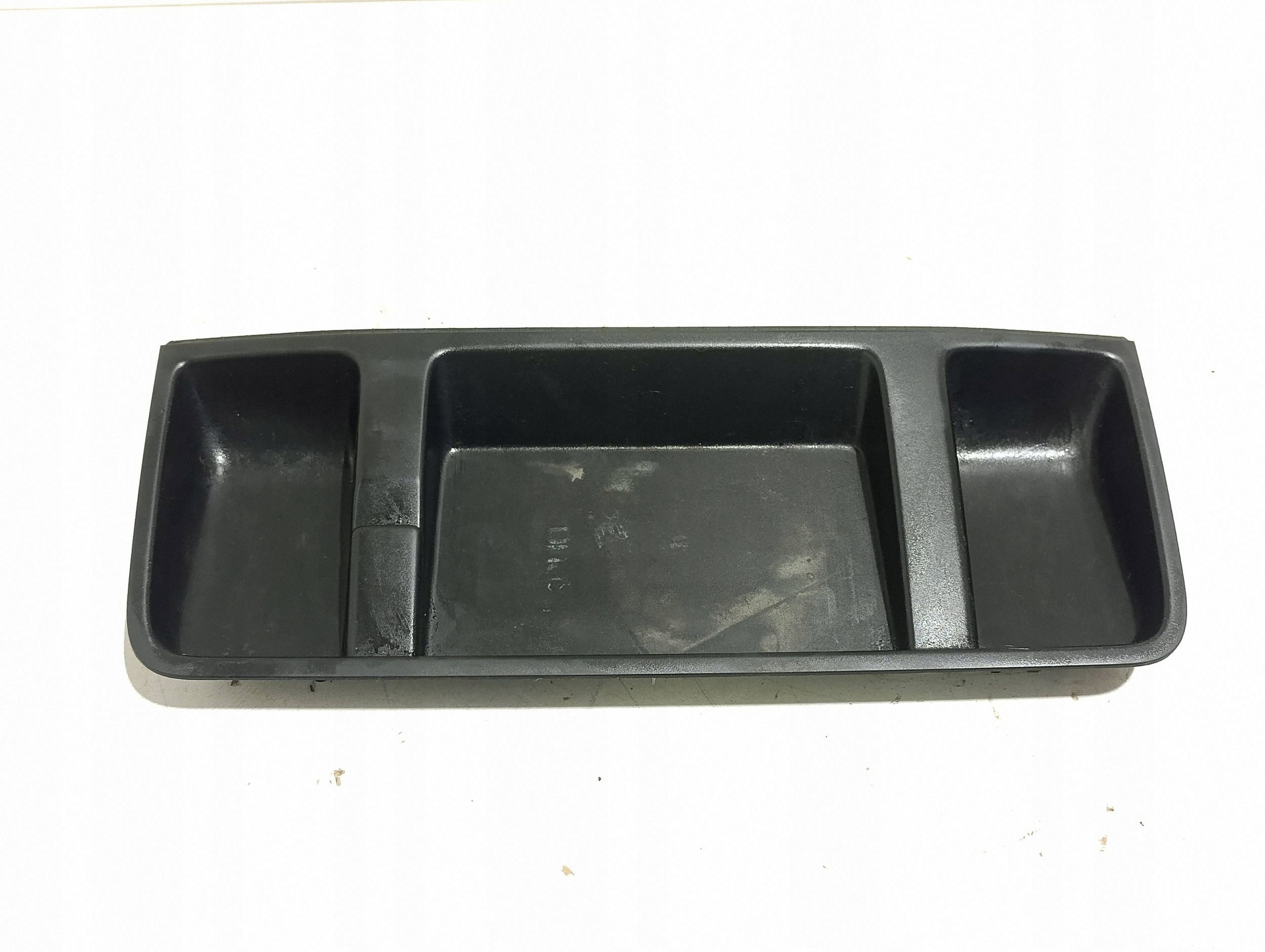 VW T5 LIFT Étagère Console 7E0857922B image 2