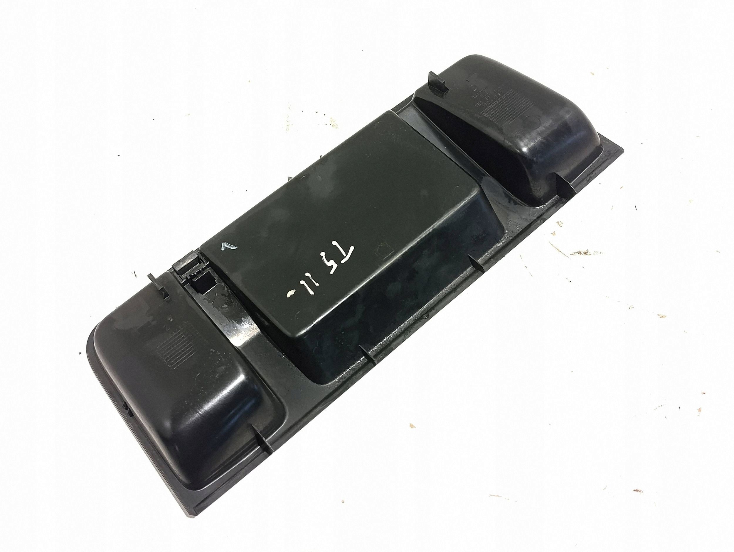 VW T5 LIFT Étagère Console 7E0857922B image 5