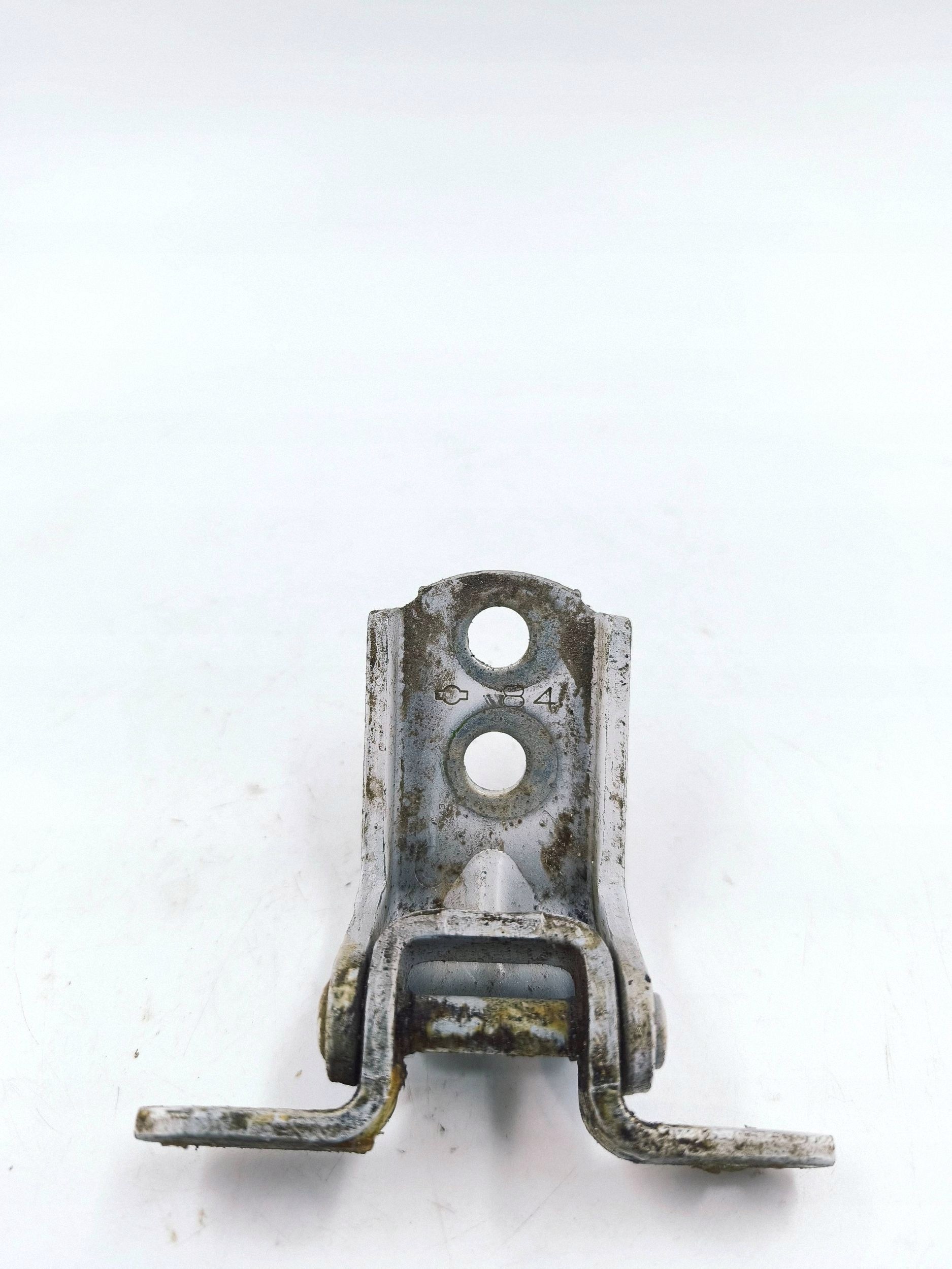 Nissan NV200 Front Upper Hinge Left Used VLO31933 image 5