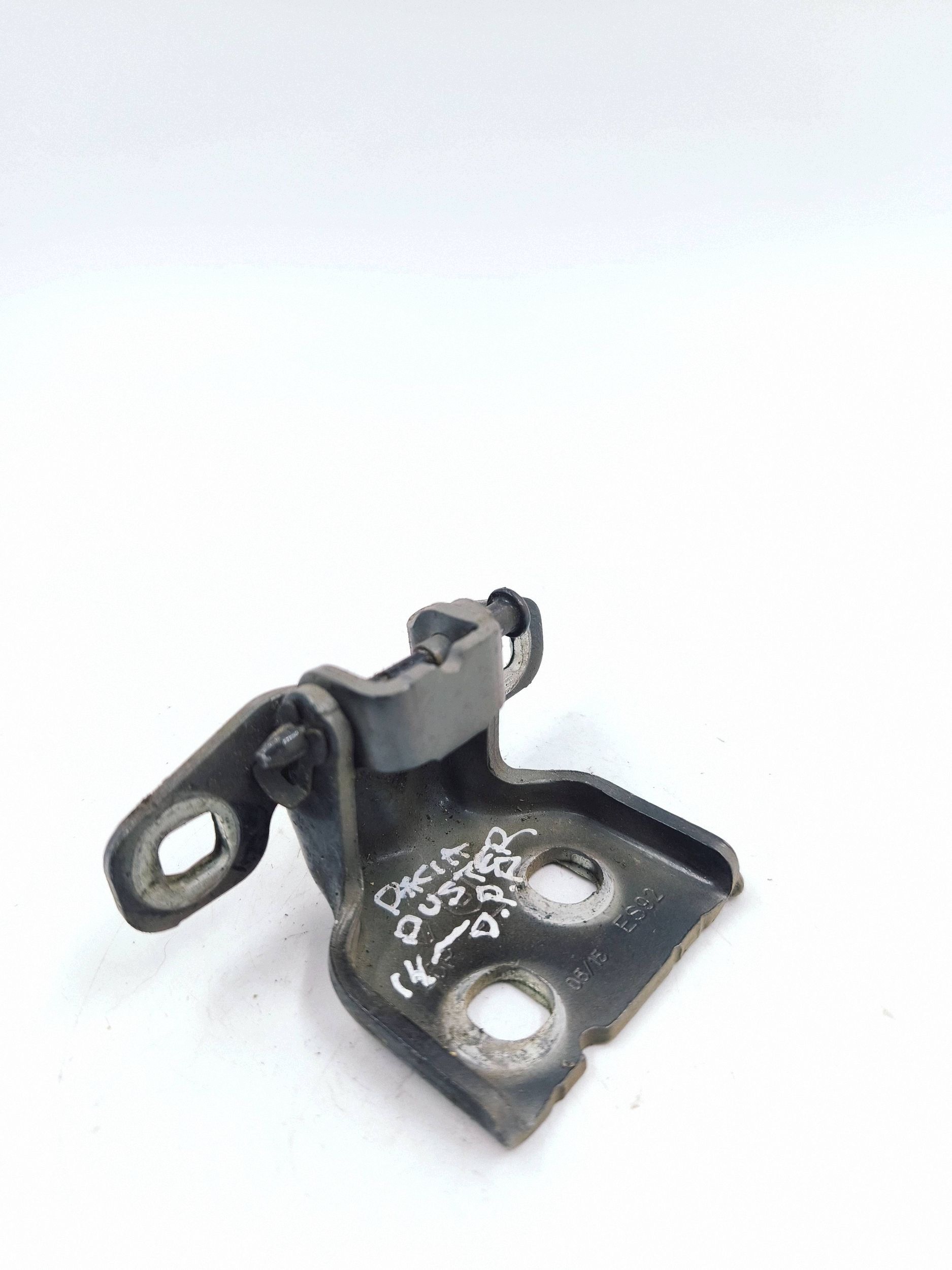Dacia Duster Front Lower Hinge Right Used VLO31811 image 4