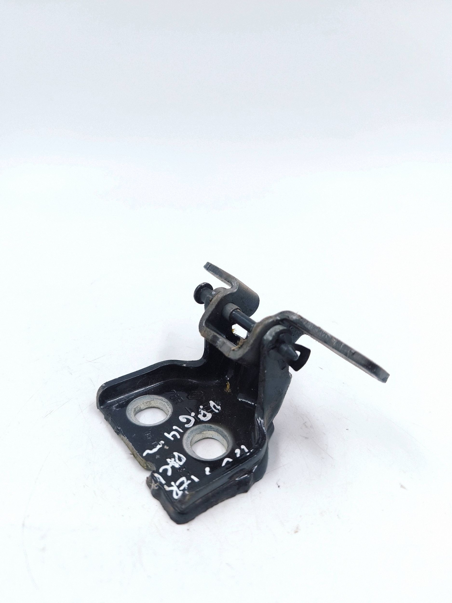 Dacia Duster Rear Upper Hinge Right Used image 2