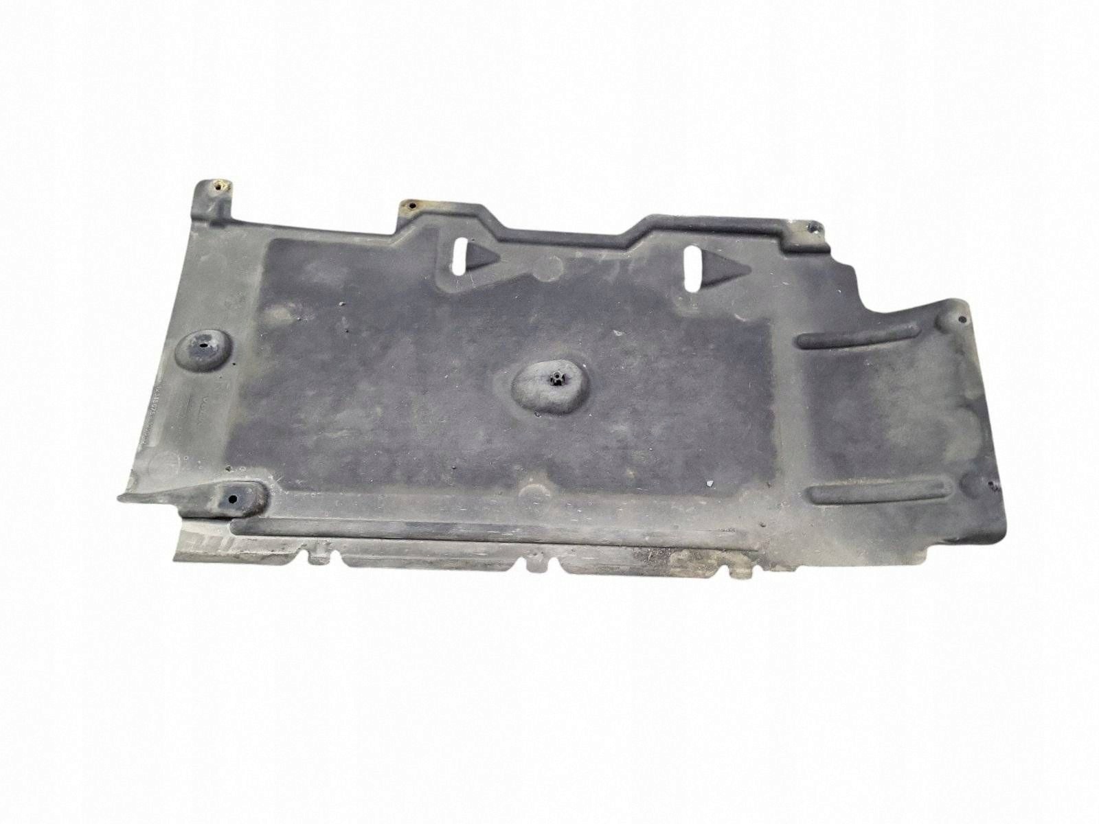 Volvo V40 Sidopanel Underrede Höger JUT254312 image 5