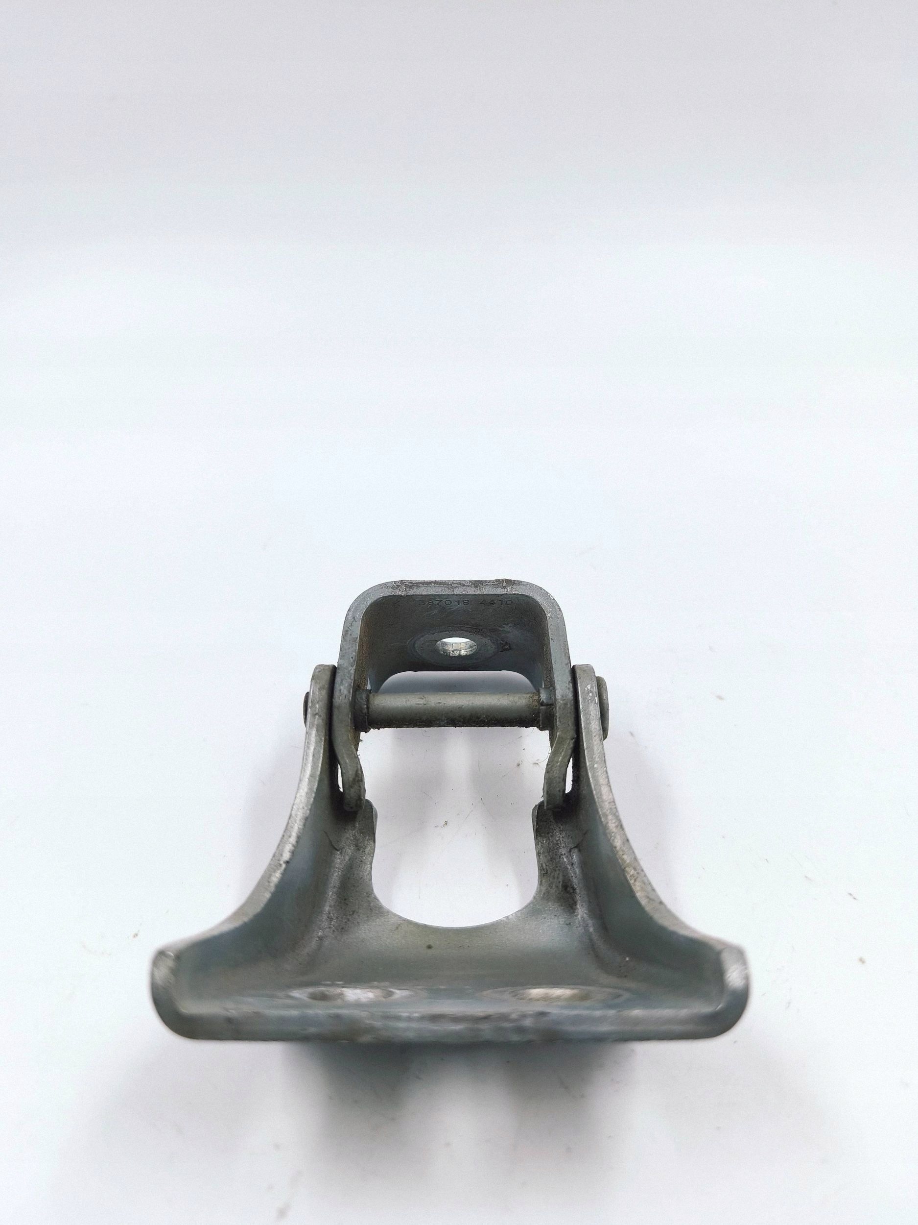 Renault Kangoo II Front Upper Hinge Right Used image 5
