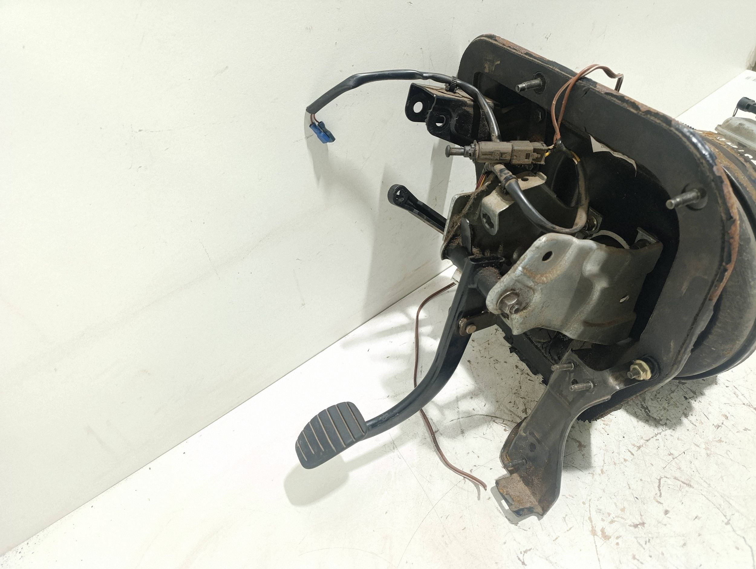 Servofreno Nissan Primastar 8200116384 image 3