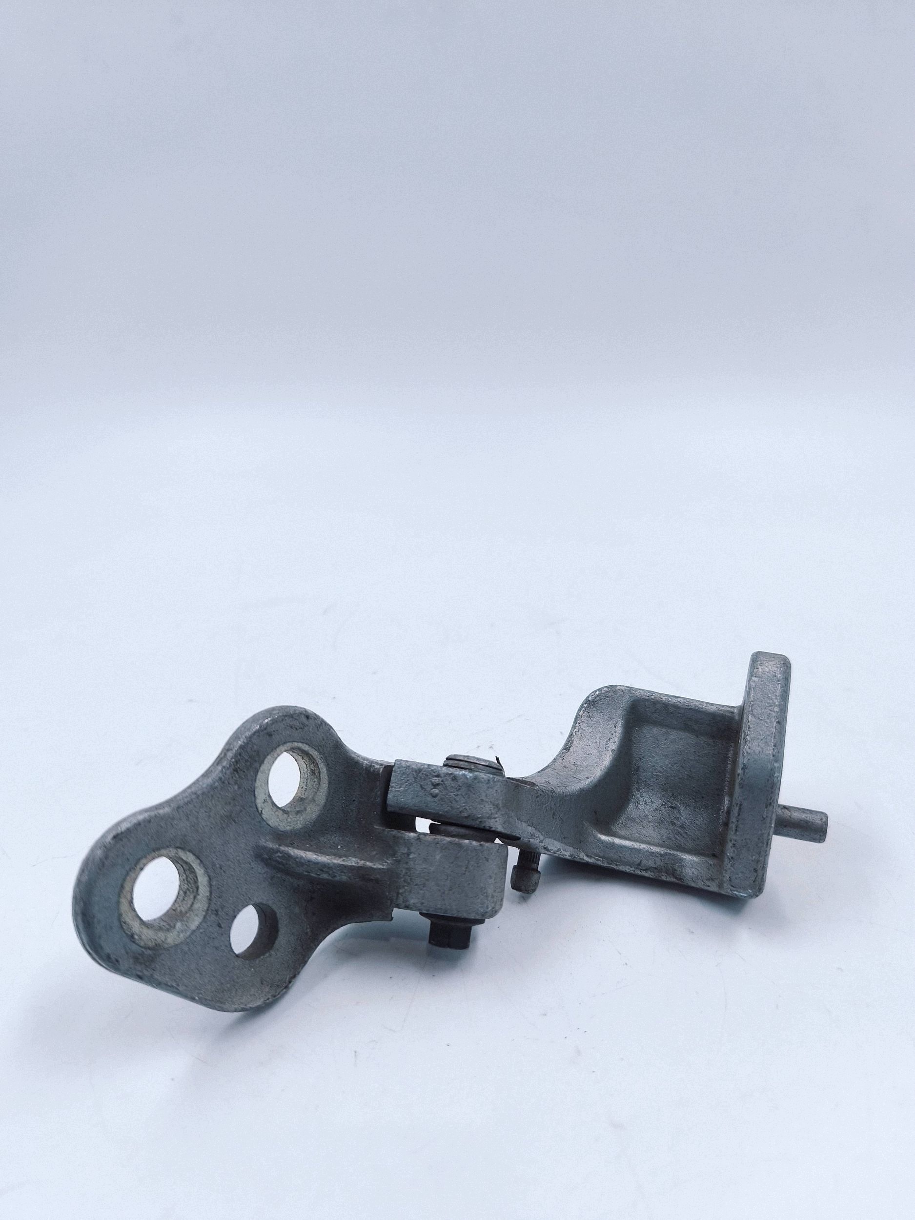Charnière inférieure avant gauche Ford Transit image 2